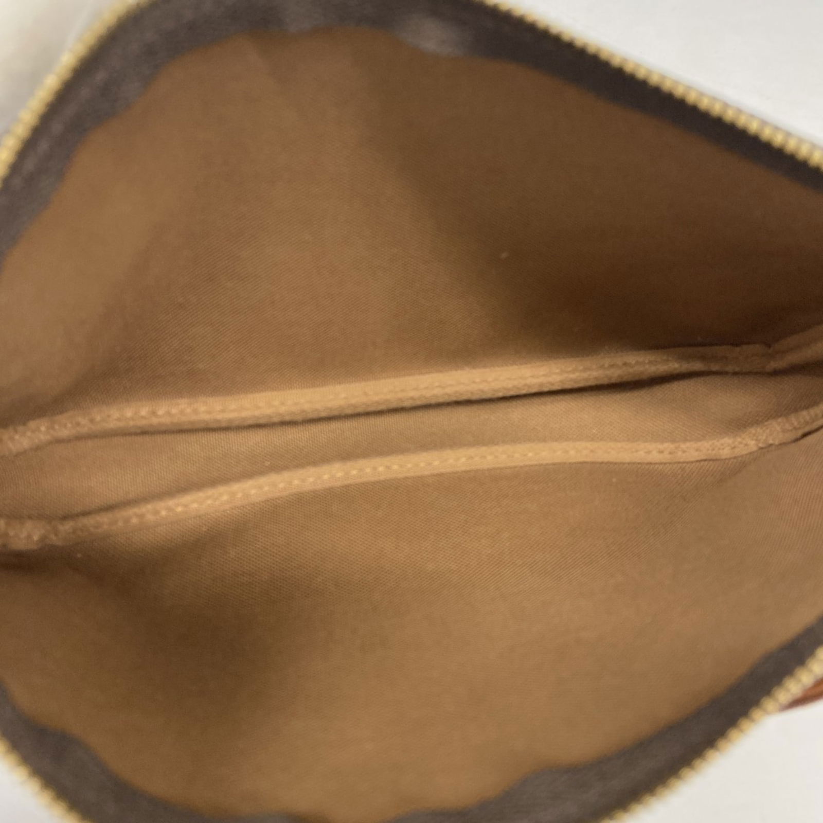 Pouch Louis Vuitton - 4