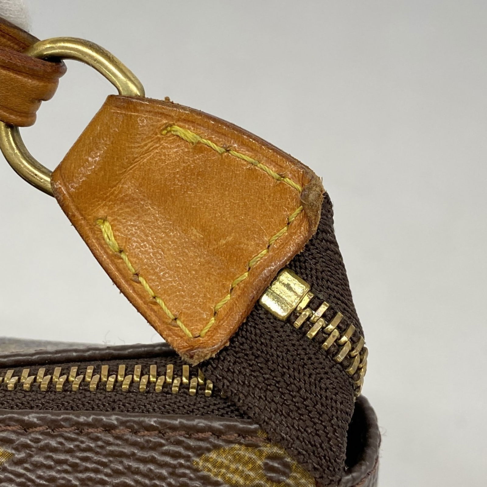 Pouch Louis Vuitton - 7