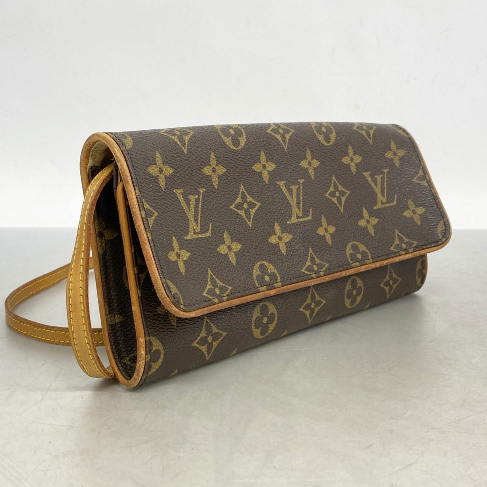Bag Louis Vuitton Shoulder - 2