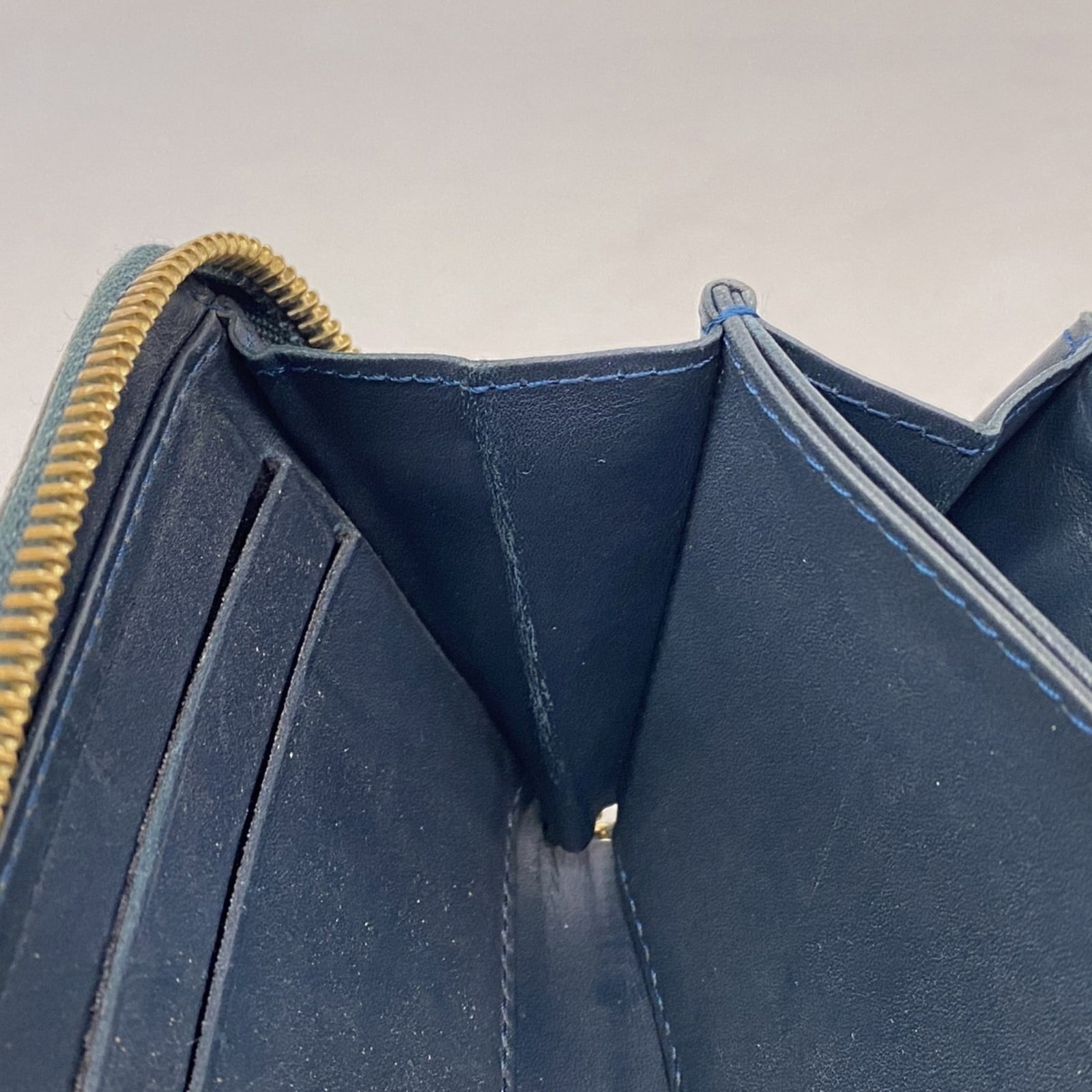 (Bi-Fold) Louis Vuitton Long Wallet - 9