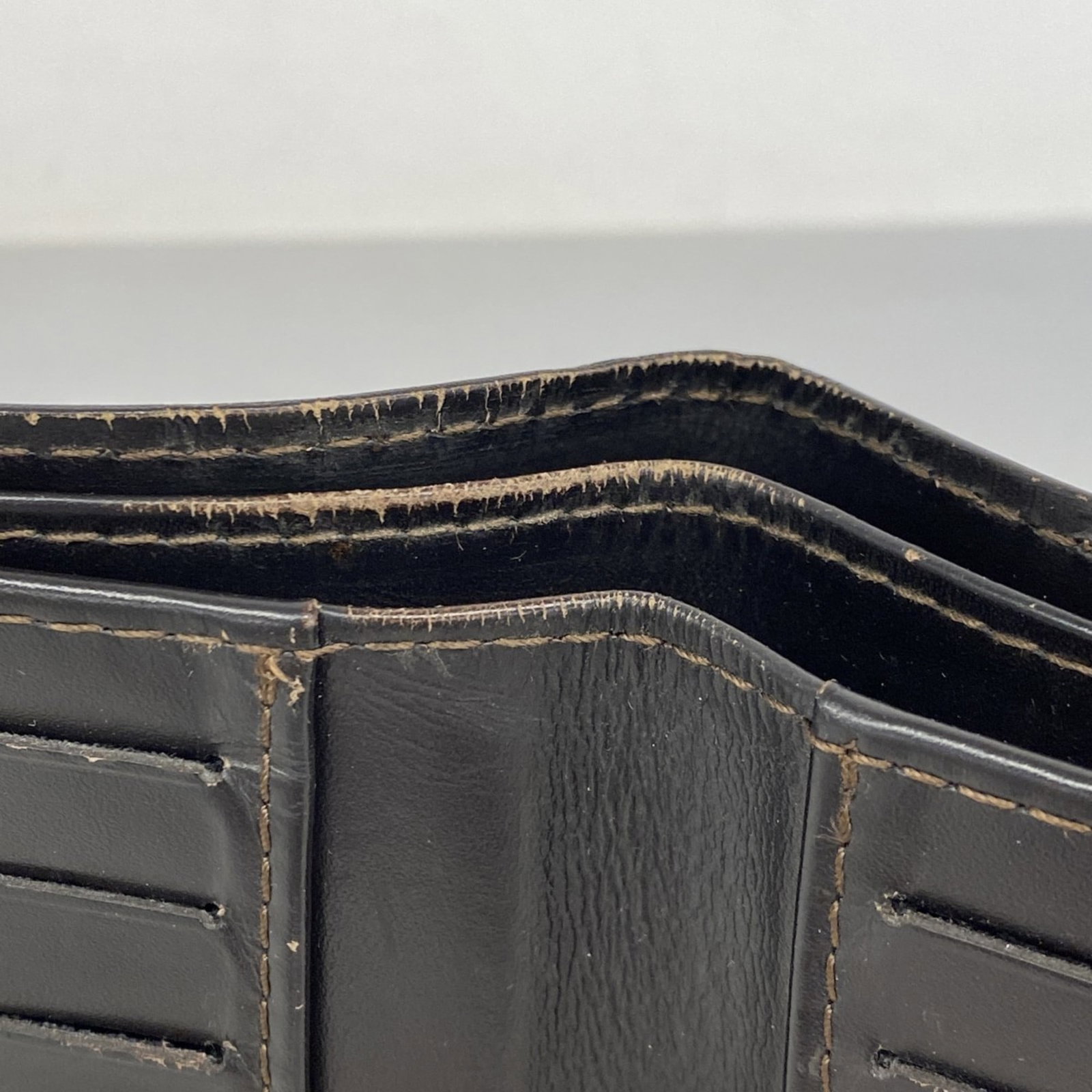 (Bi-Fold) Louis Vuitton Wallet - 5