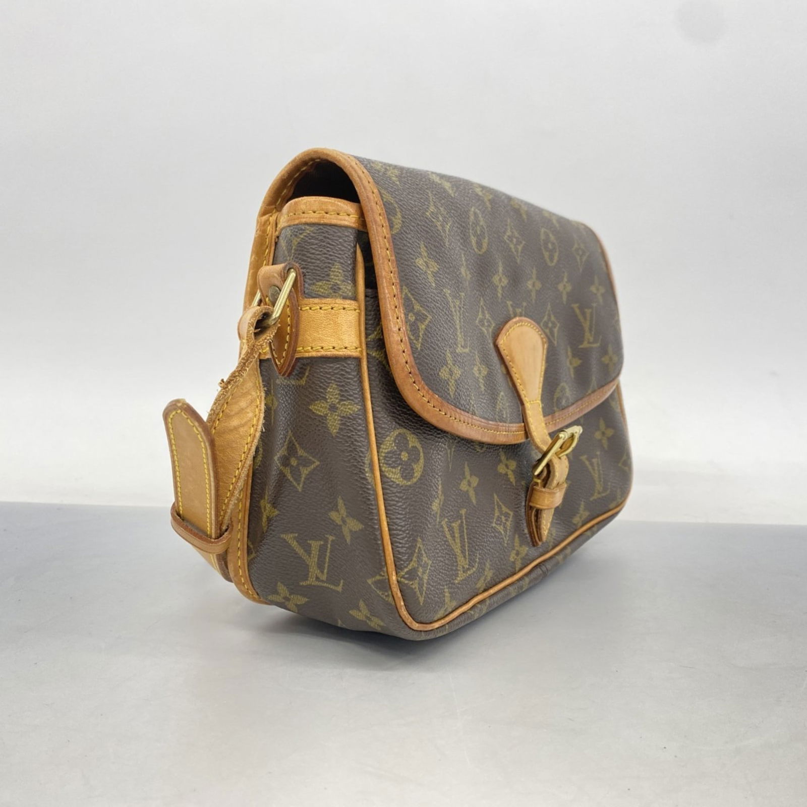 Bag Louis Vuitton Shoulder - 2