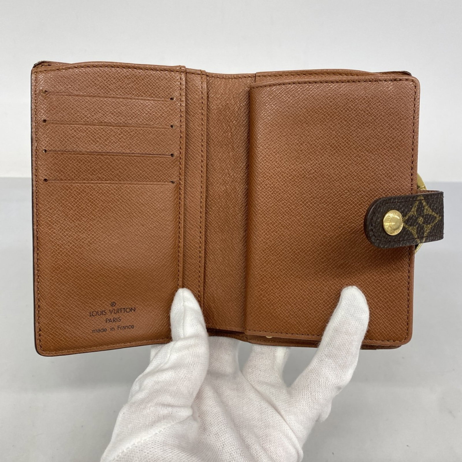 (Bi-Fold) Louis Vuitton Wallet - 3