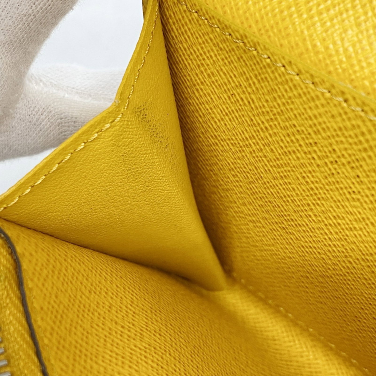 (Bi-Fold) Louis Vuitton Long Wallet - 9