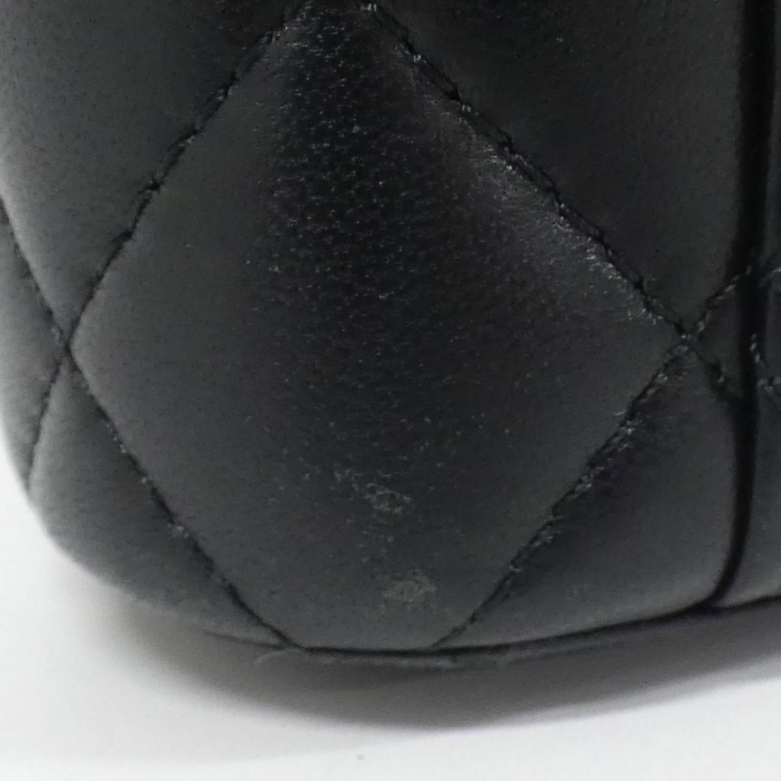 Leather Chanel Shoulder Bag - 6