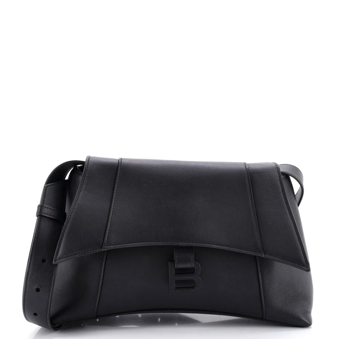 Small Balenciaga Downtown Soft Hourglass Shoulder Bag Leather: Small Balenciaga Downtown Soft Hourglass Shoulder Bag Leather This listing features Small Balenciaga Downtown Soft Hourglass Shoulder Bag Leather. Item specifics are provided below. Item Specifics: Br