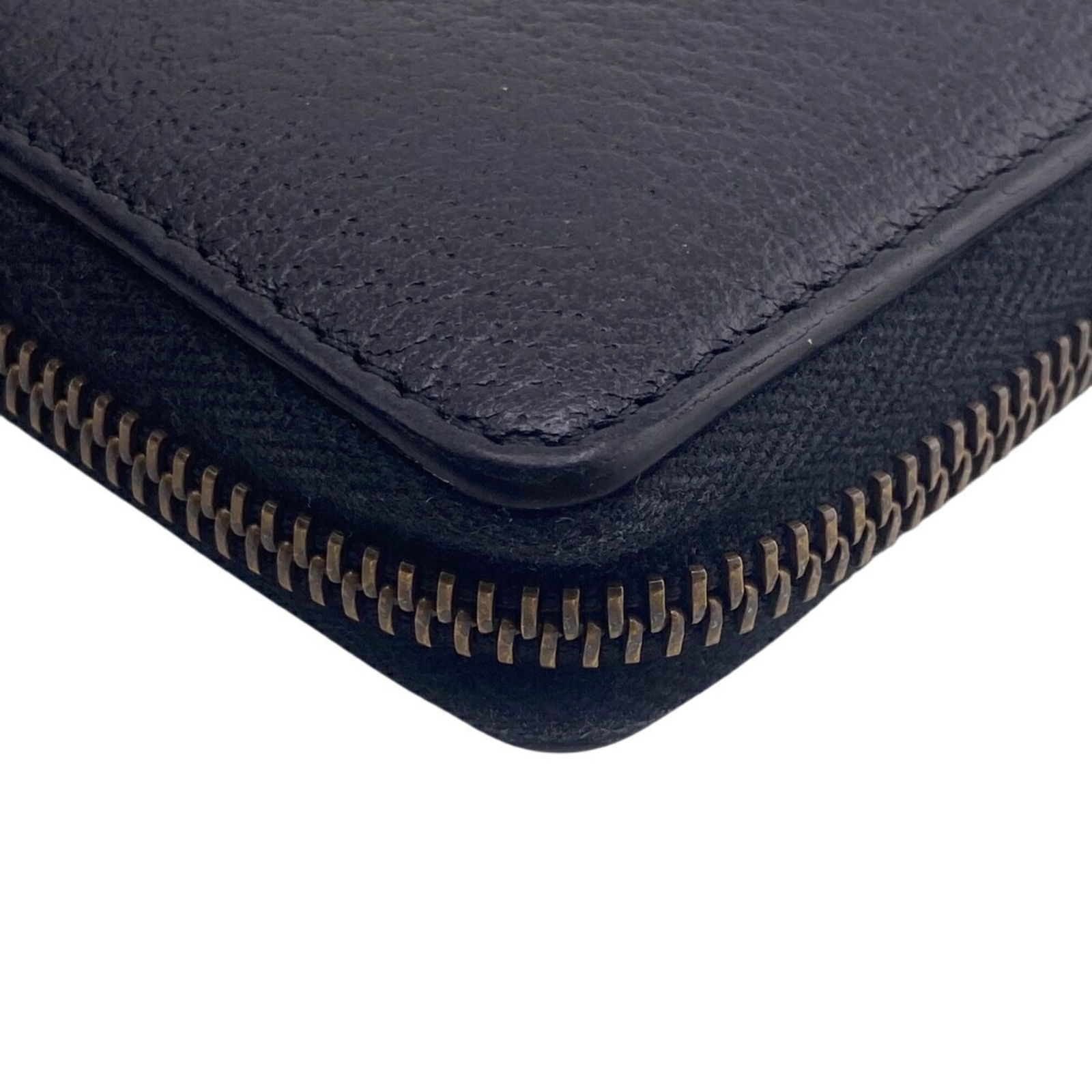 Leather Louis Vuitton Wallet (Bi-Fold) - 6