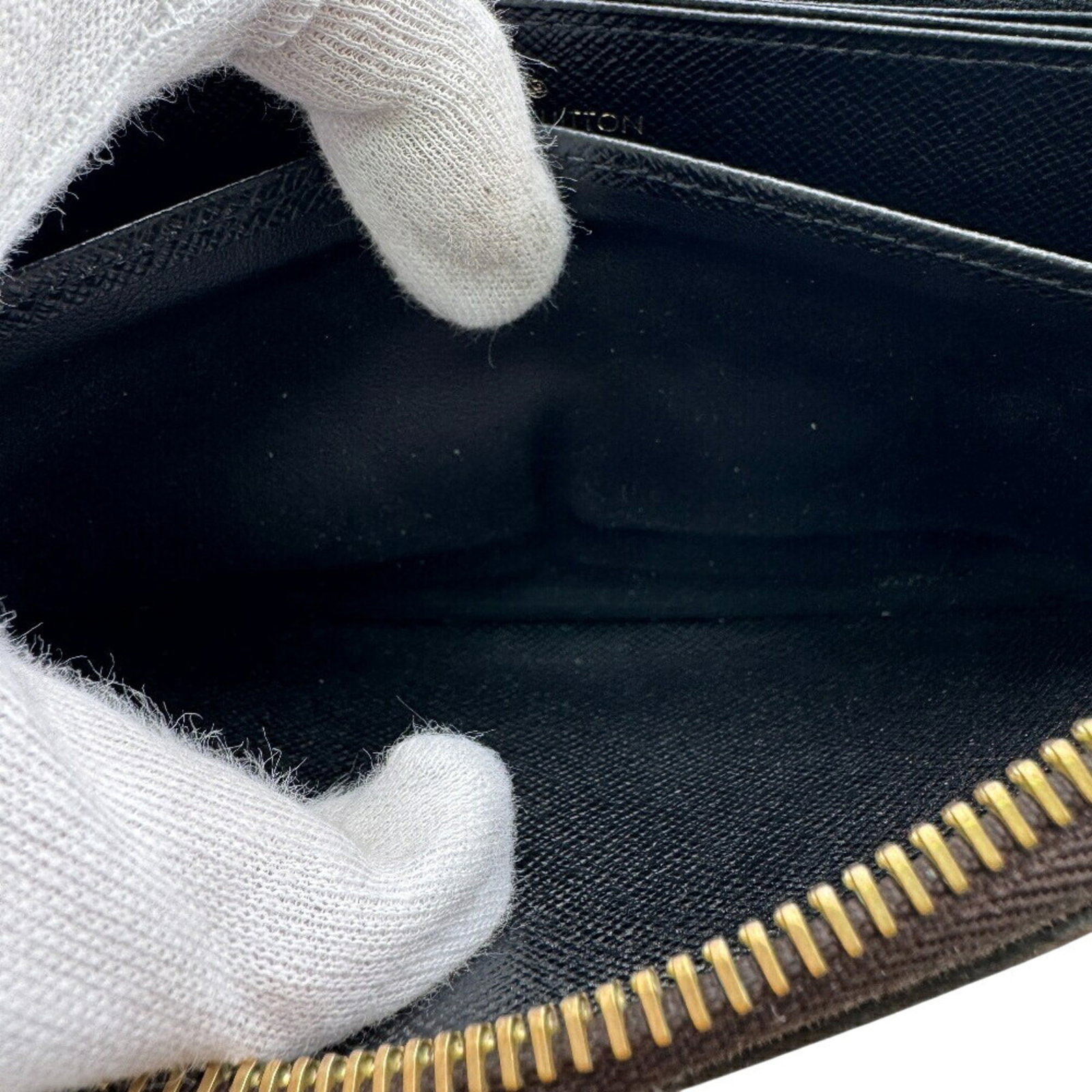 Leather Louis Vuitton Long Wallet (Bi-Fold) - 14