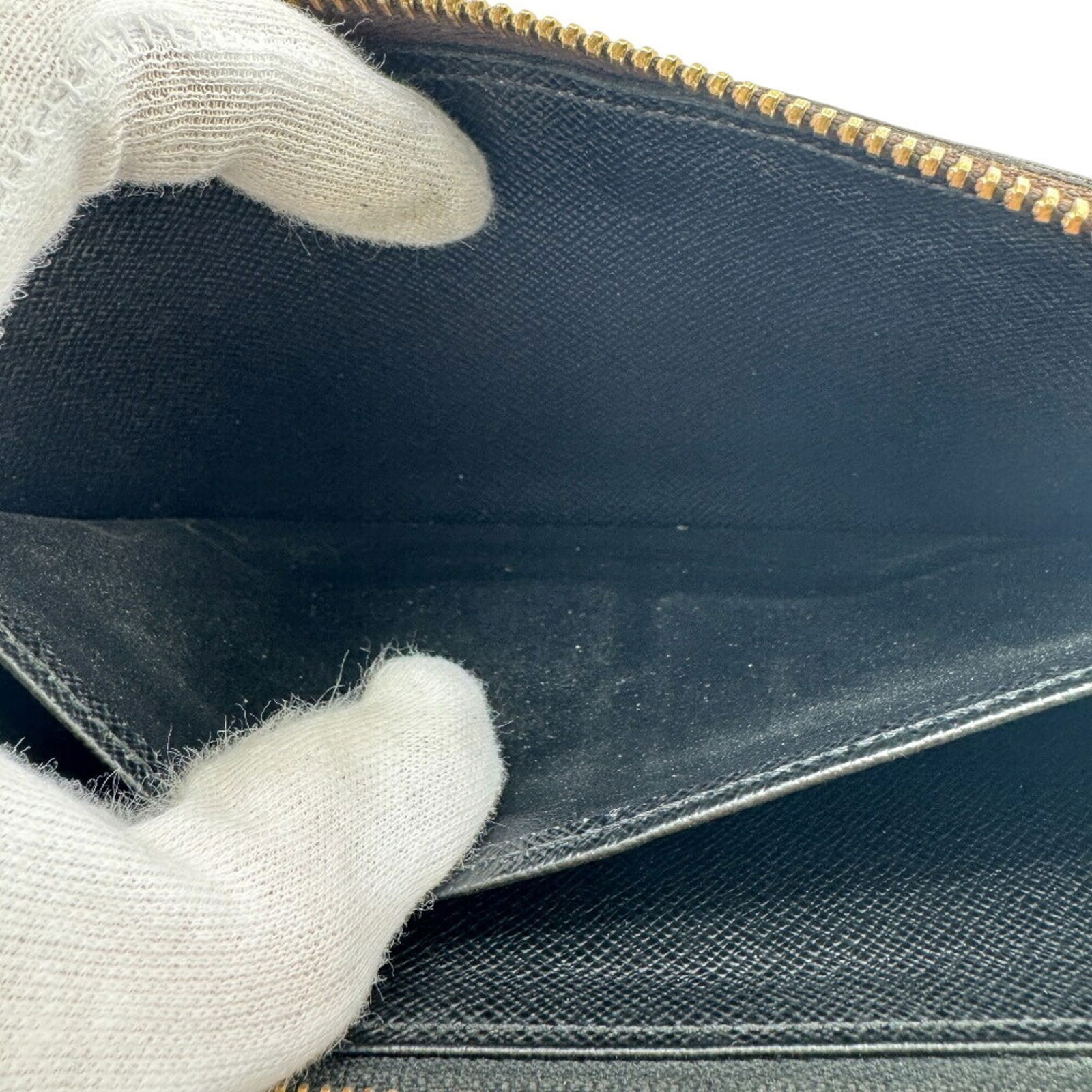 Leather Louis Vuitton Long Wallet (Bi-Fold) - 8