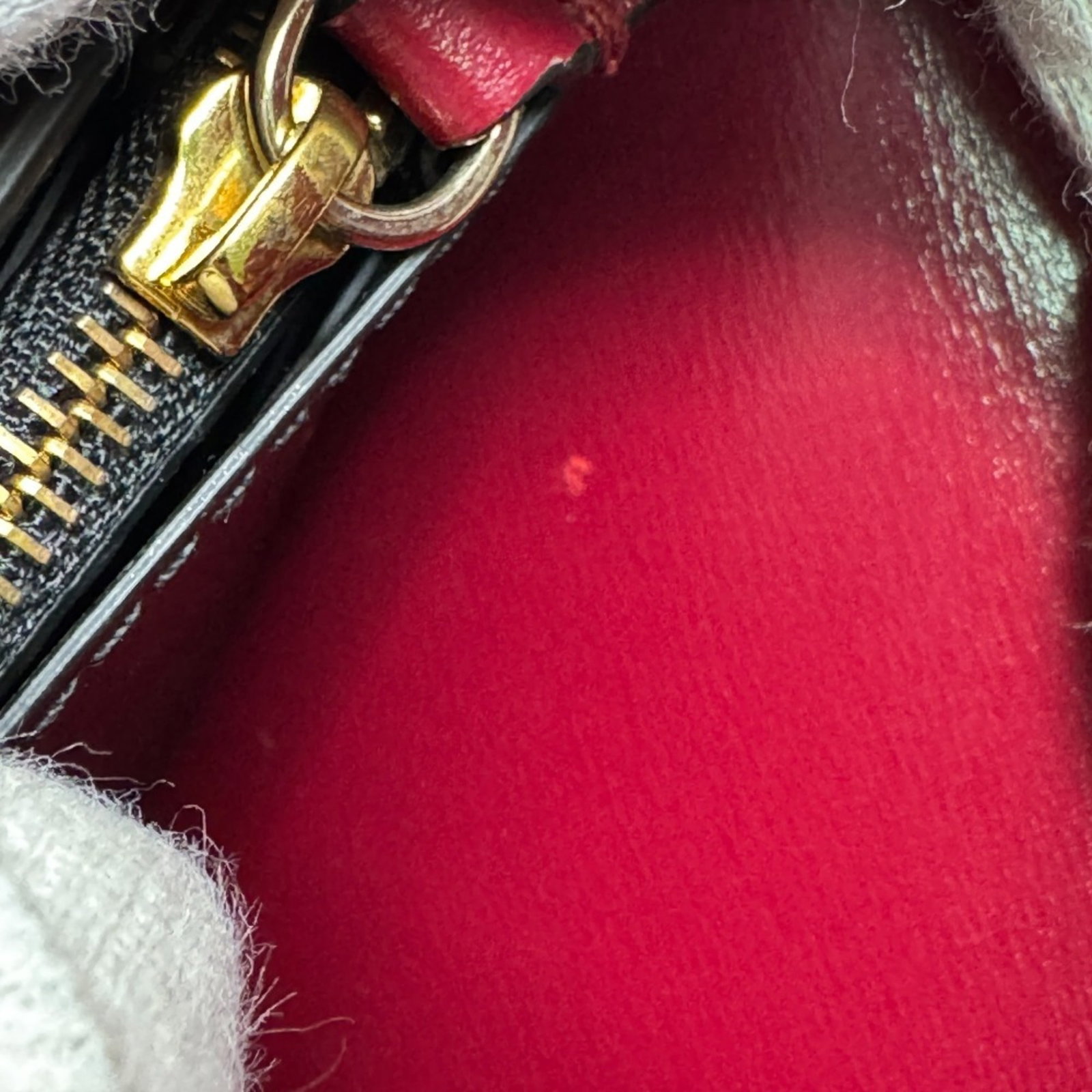 Leather Cartier Long Wallet (Bi-Fold) - 11