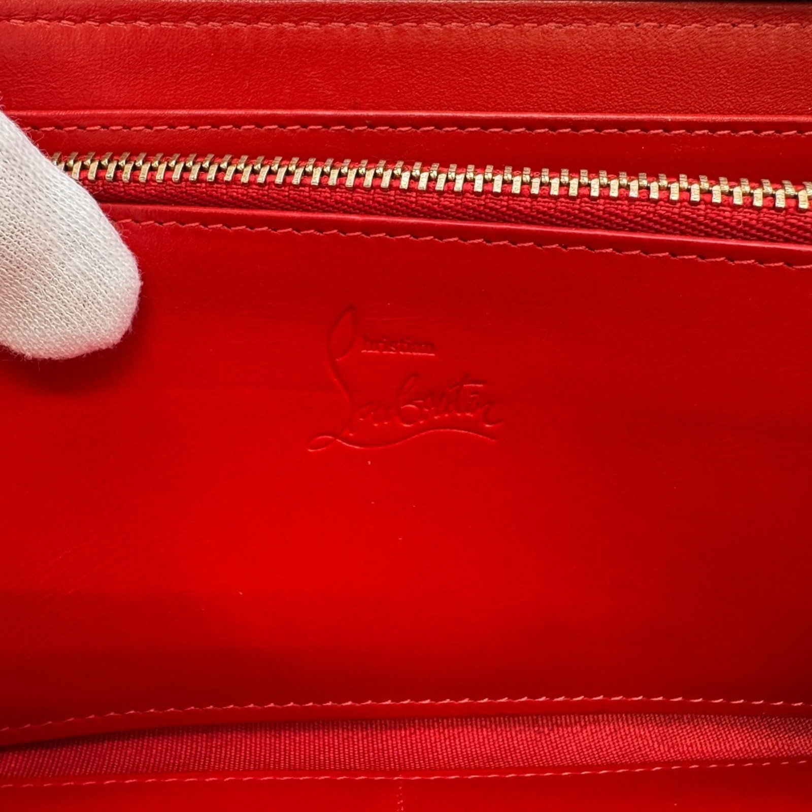 Unisex - Christian Louboutin Panettone Round Zip Wallet with Studs - Red - 10