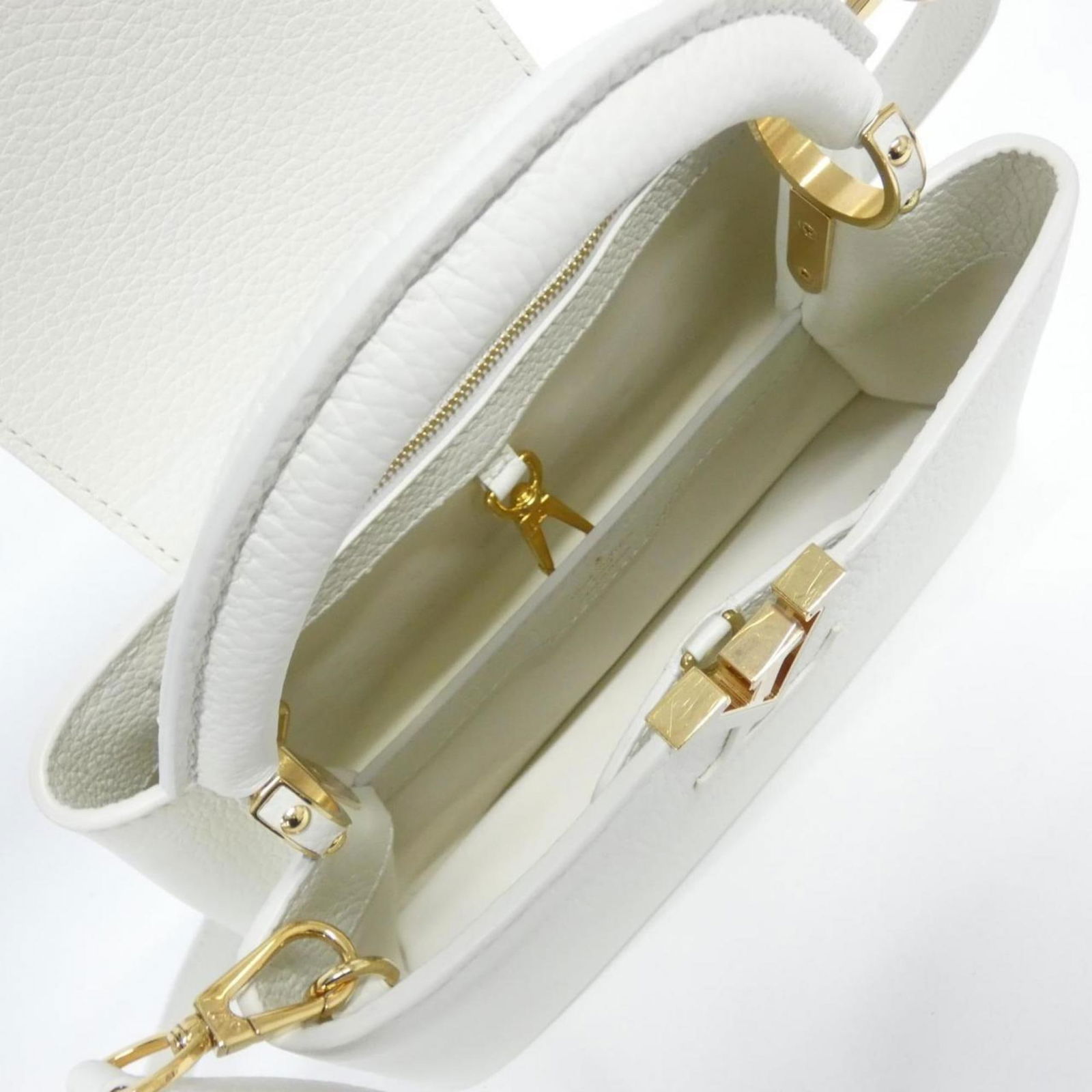 Leather Louis Vuitton Handbag - 8