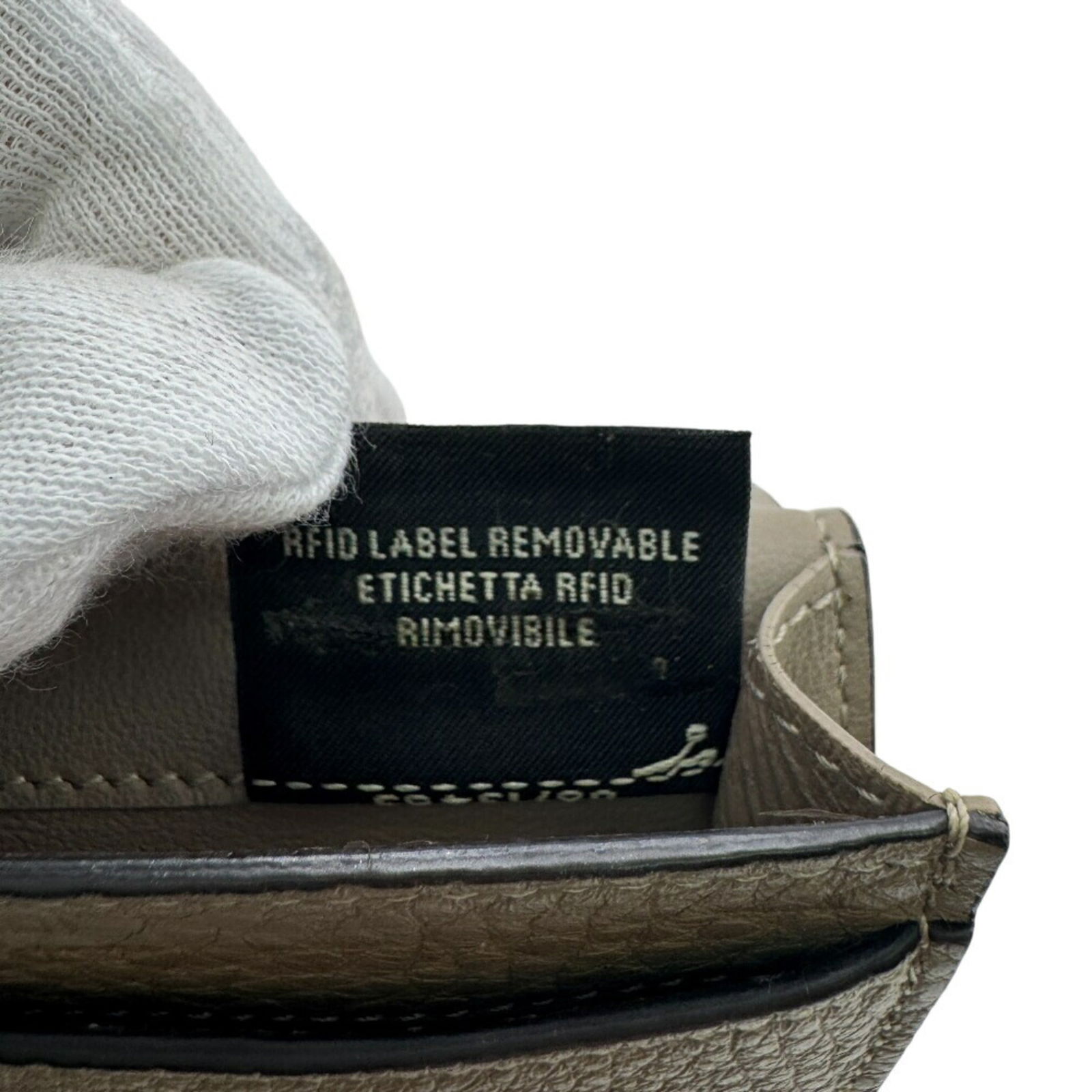 Leather Fendi Card Wallet - 14