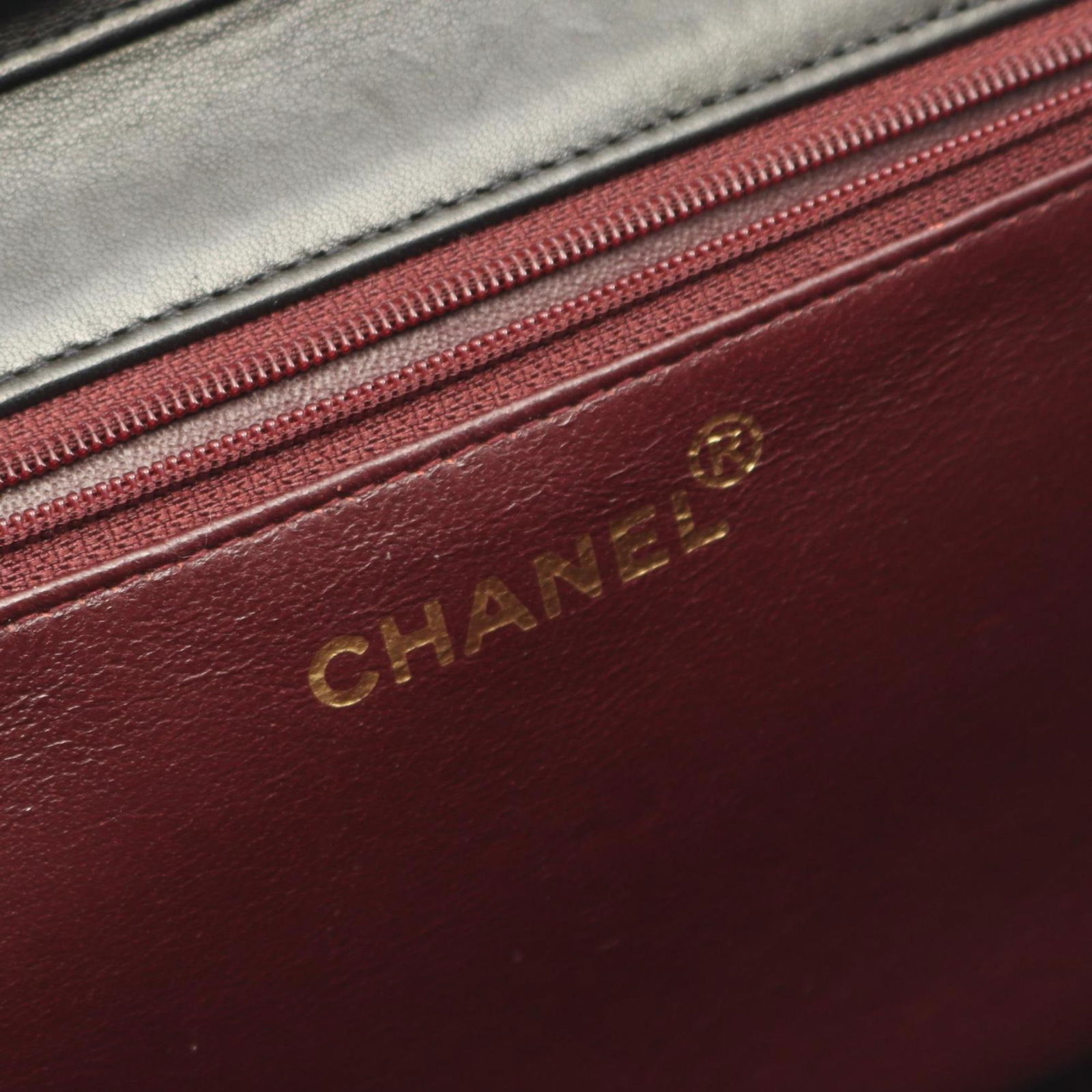 Leather Chanel Shoulder Bag - 4