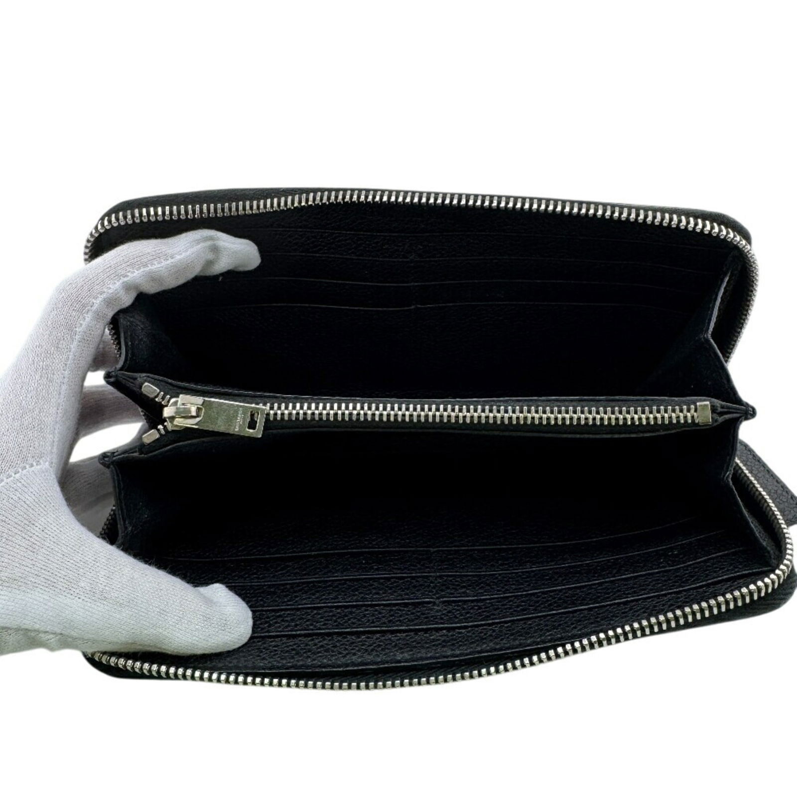 Leather Saint Laurent Long Wallet (Bi-Fold) - 7