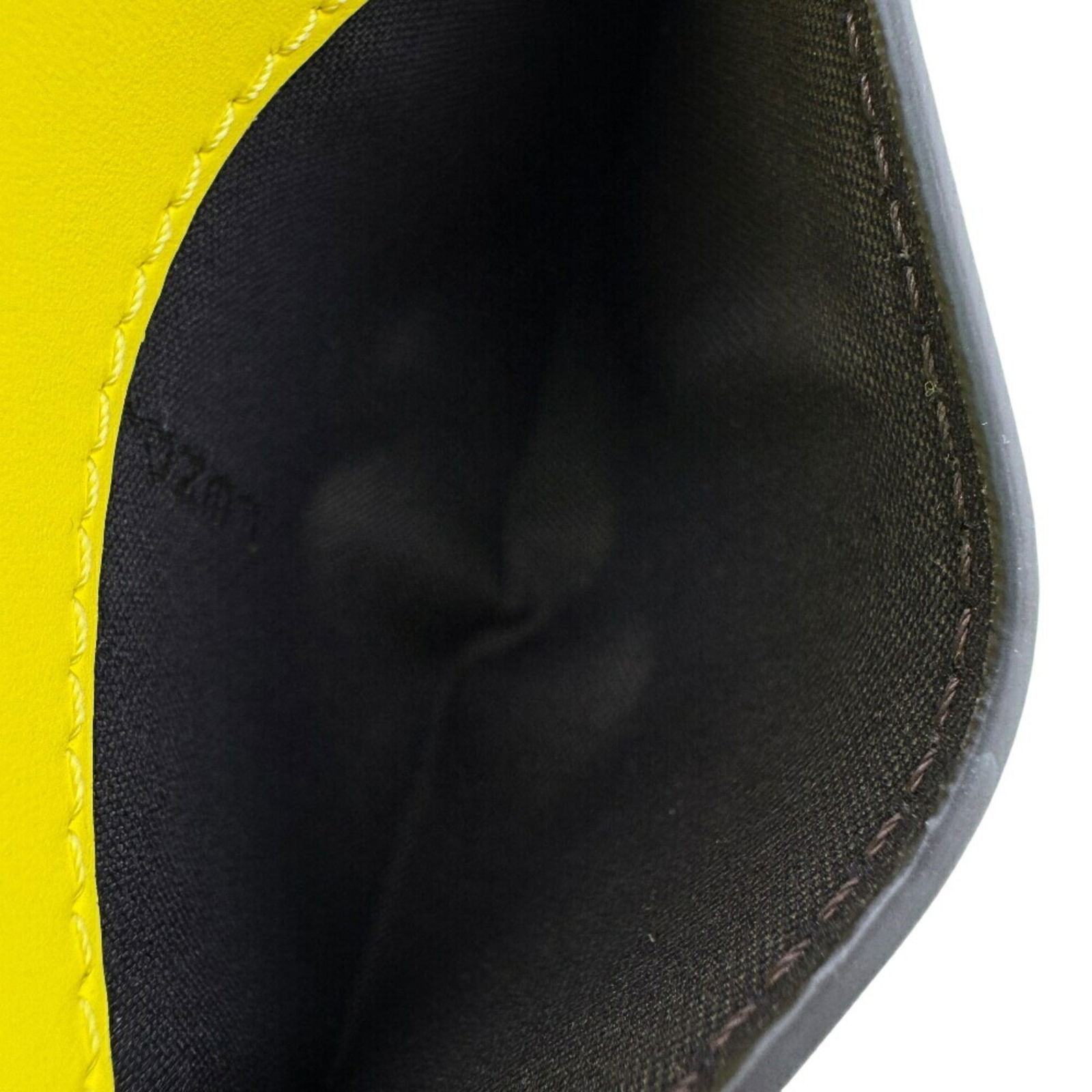 Leather Fendi Wallet (Bi-Fold) - 10