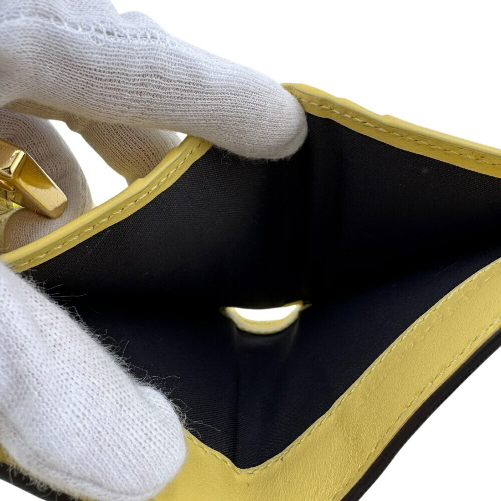 Leather Fendi Wallet (Bi-Fold) - 8