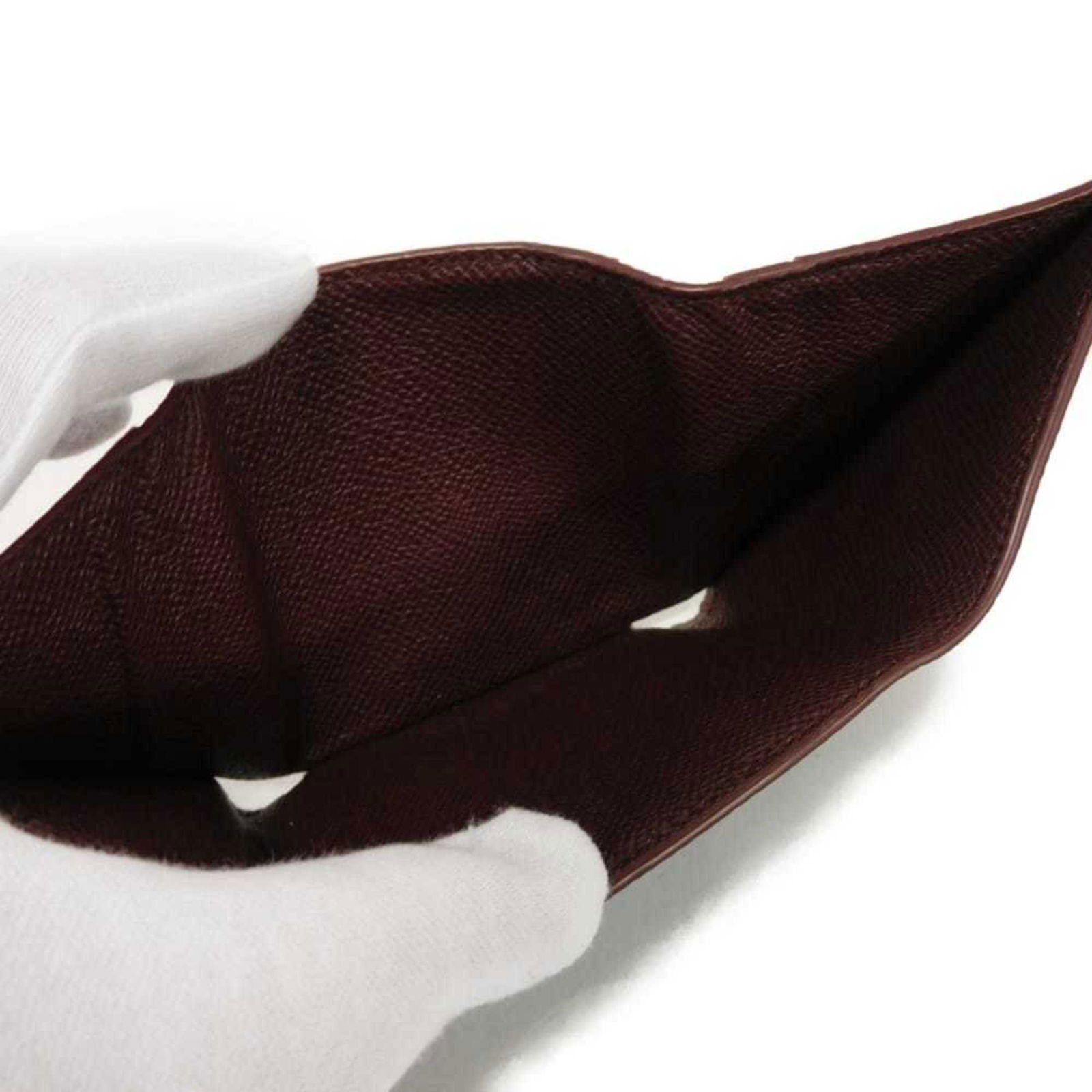 Leather Bvlgari Wallet (Tri-Fold) - 12