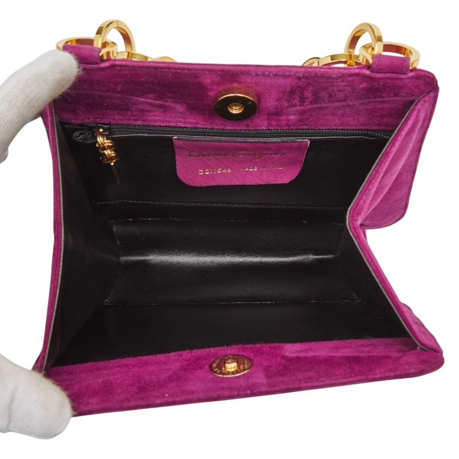 Suede Salvatore Ferragamo Handbag - 9