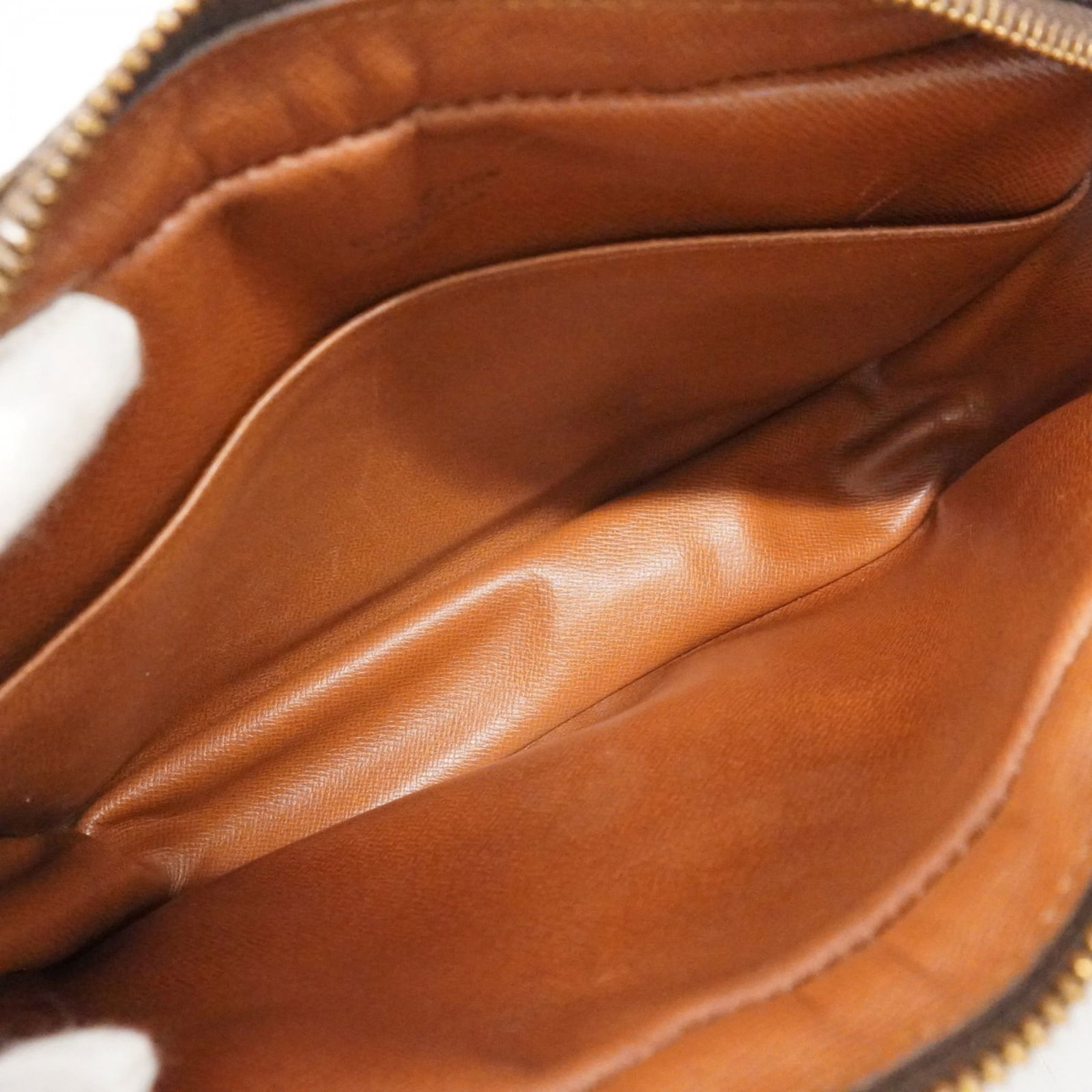 Bag Louis Vuitton Clutch - 4