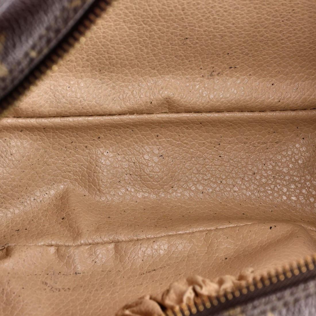 23 Louis Vuitton Trousse Toiletry Pouch Monogram Canvas - 5