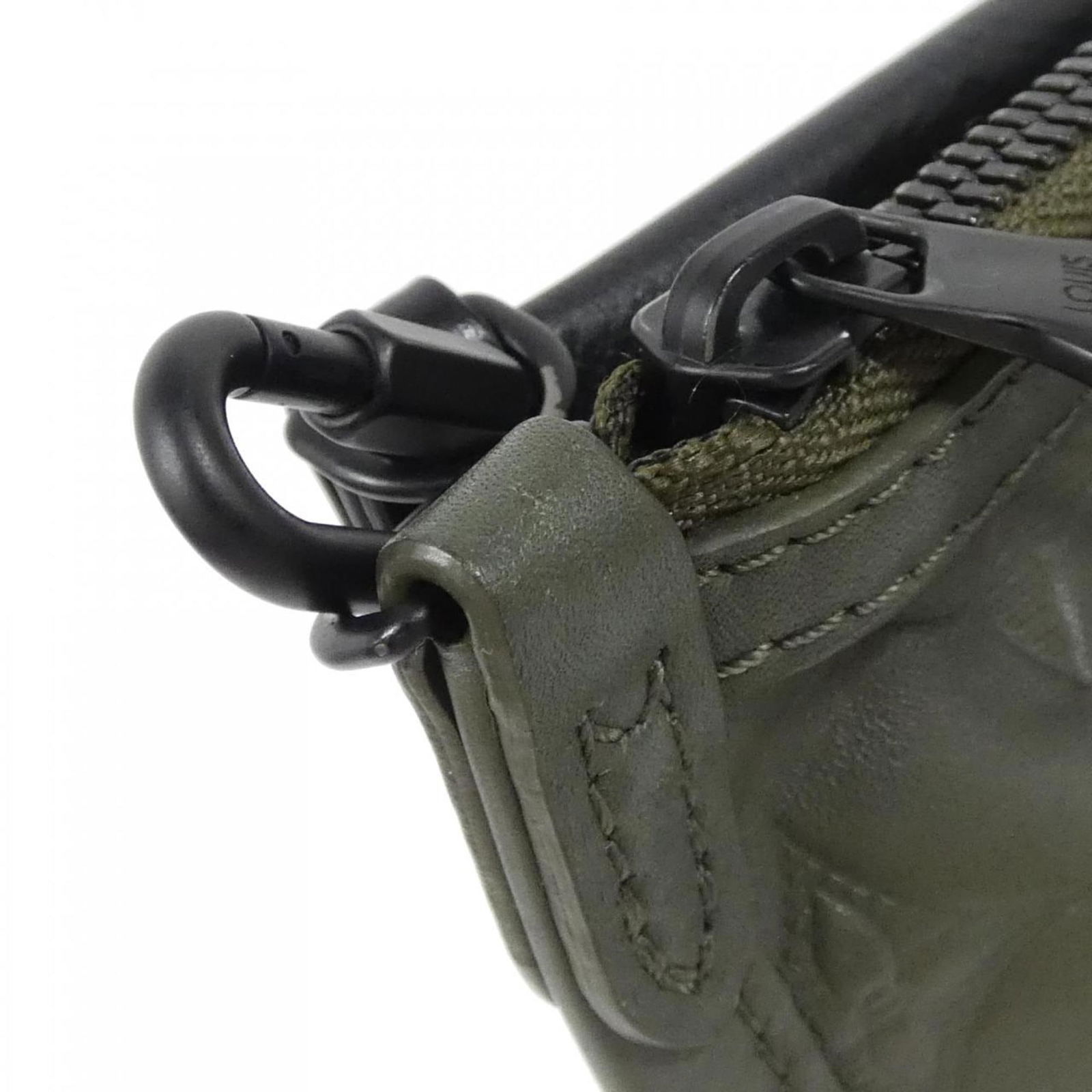 Leather Louis Vuitton Shoulder Bag - 6