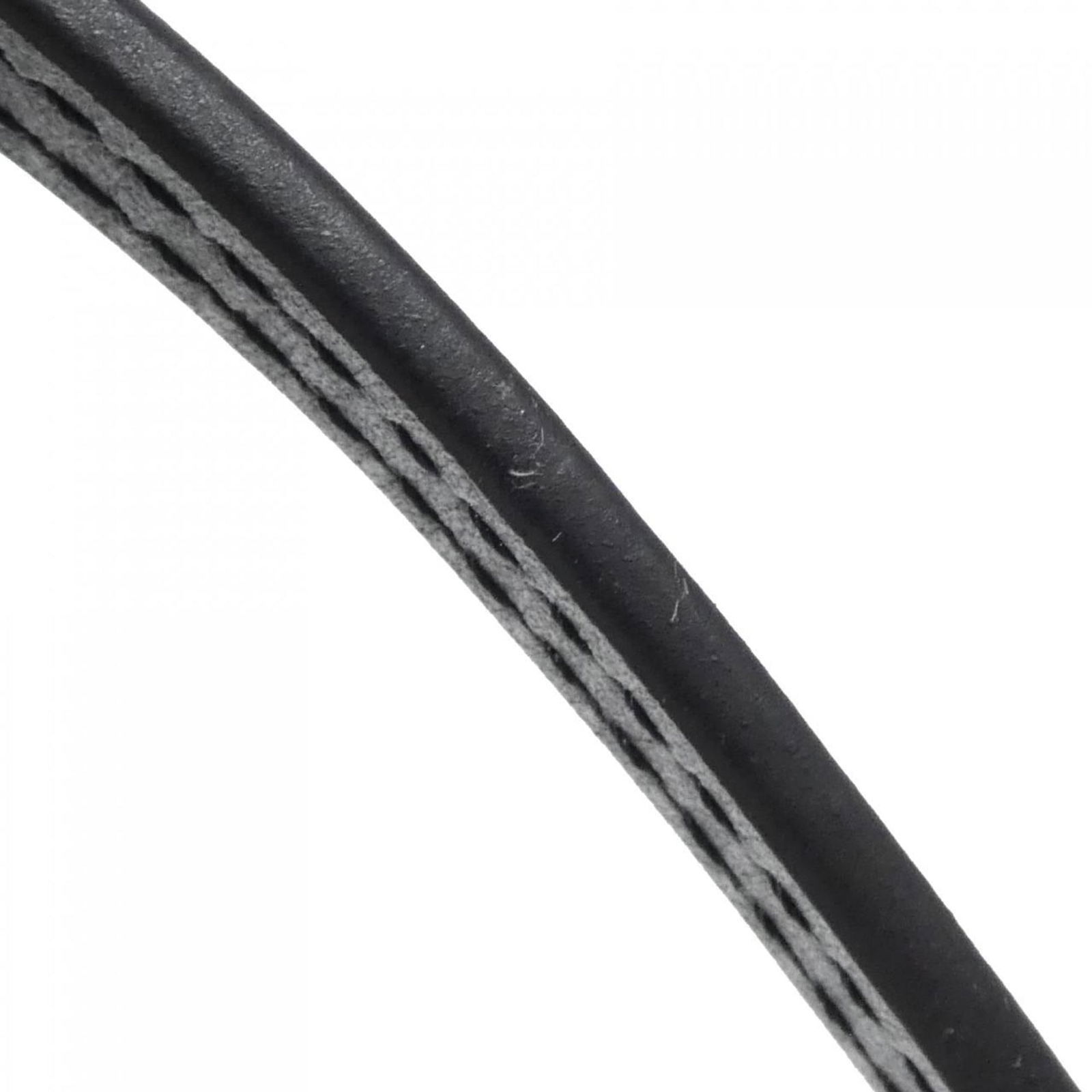 Leather Louis Vuitton Shoulder Bag - 8