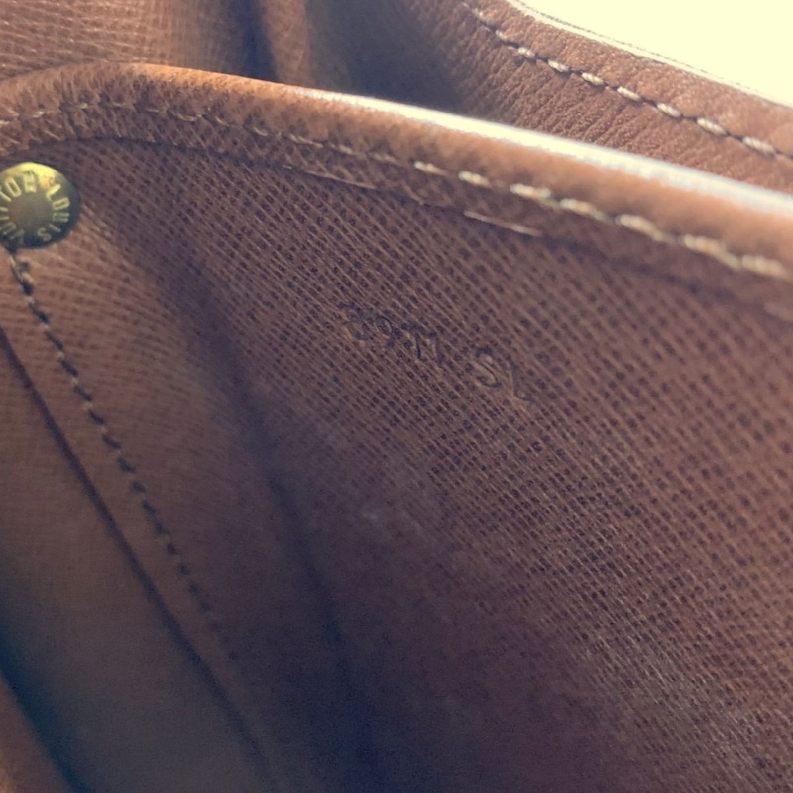 Monogram Louis Vuitton Shoulder Bag - 10