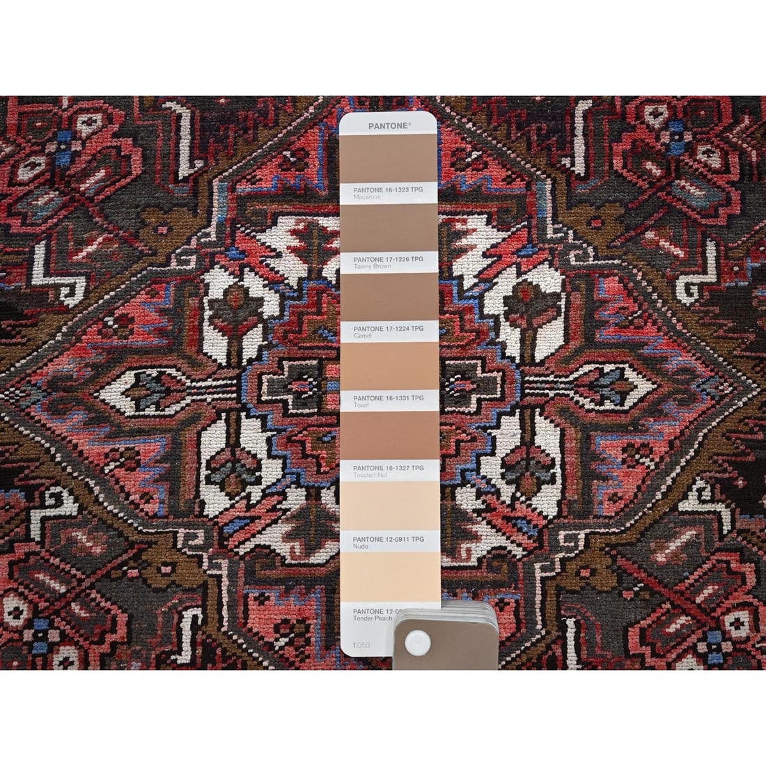 Rug 8'4"x10'3" Blush Red Vintage Zoroastrian Heris 100% Wool Hand Knotted - 9