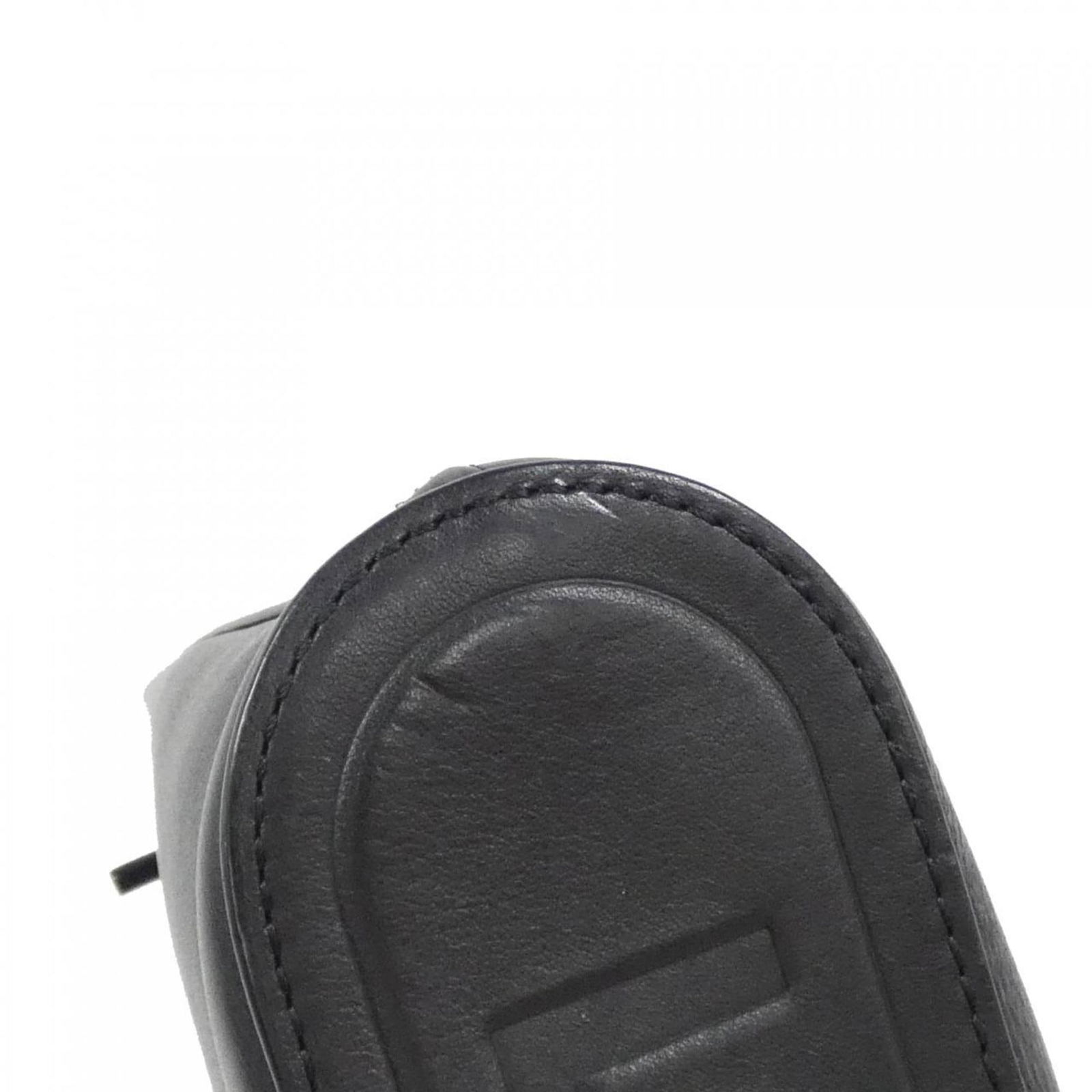 Pochette Leather - Louis Vuitton Handbag - 3