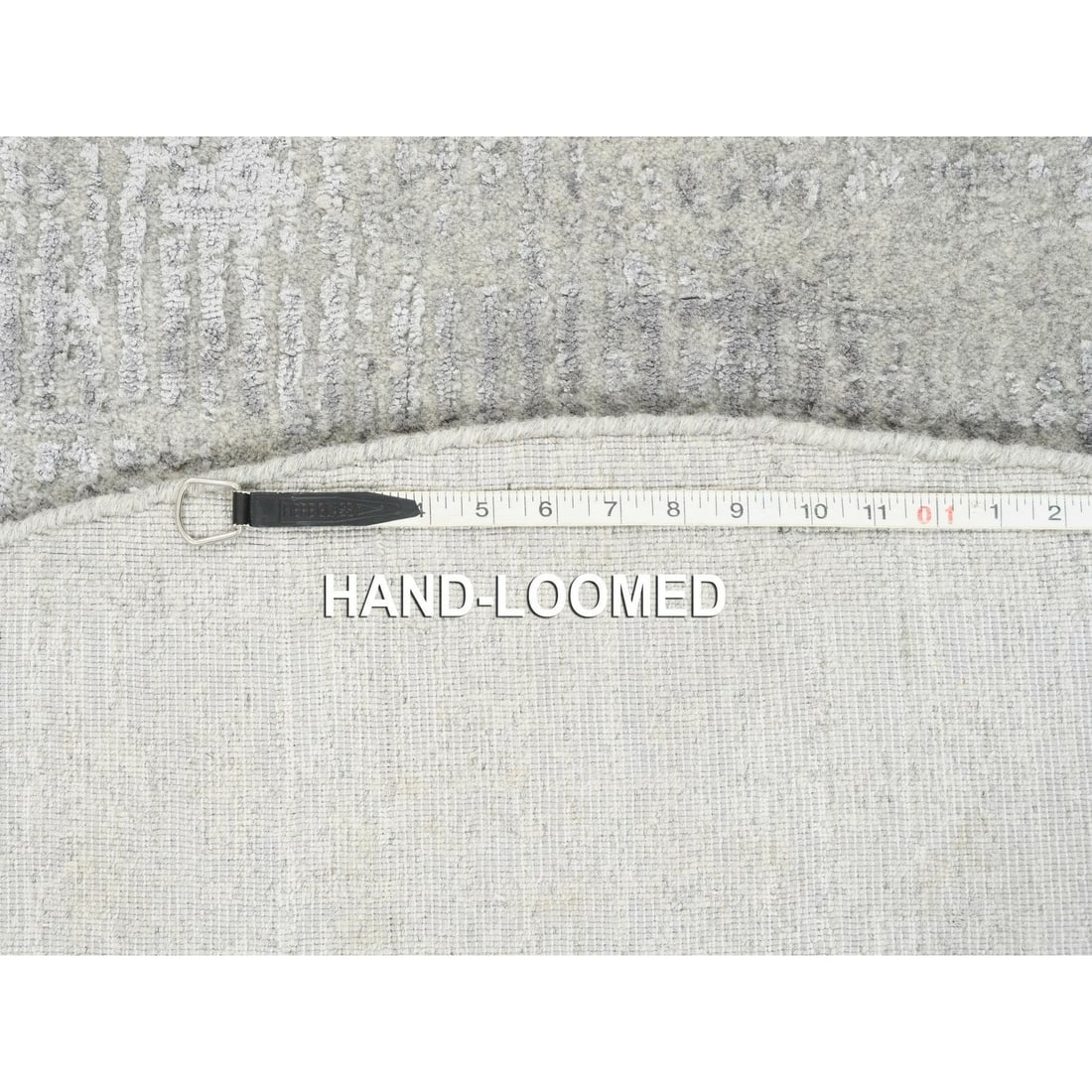 Rug 6'x6' Hand Loomed Wool and Silk Gray Fine Jacquard Round - 8