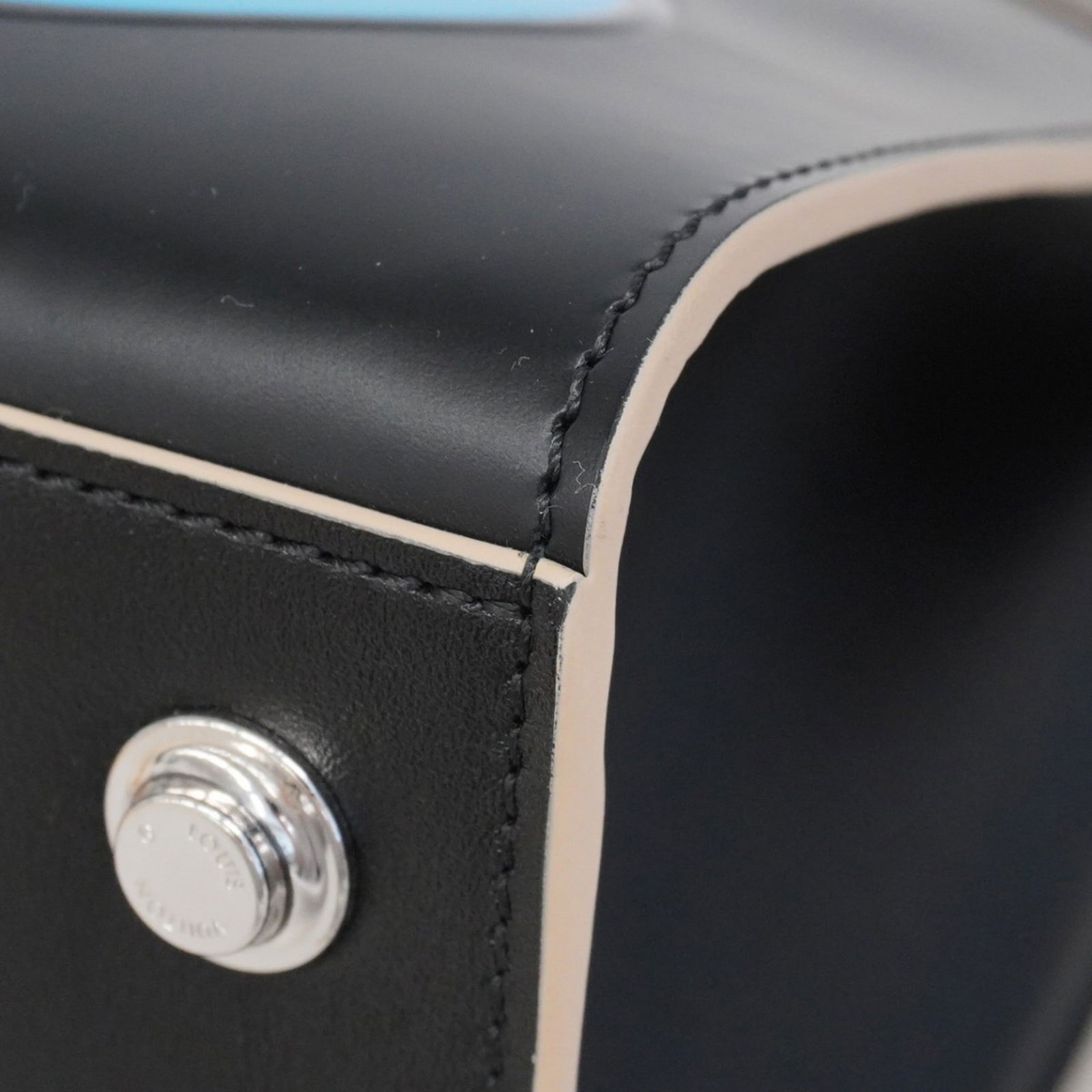 Handbag Louis Vuitton - 6