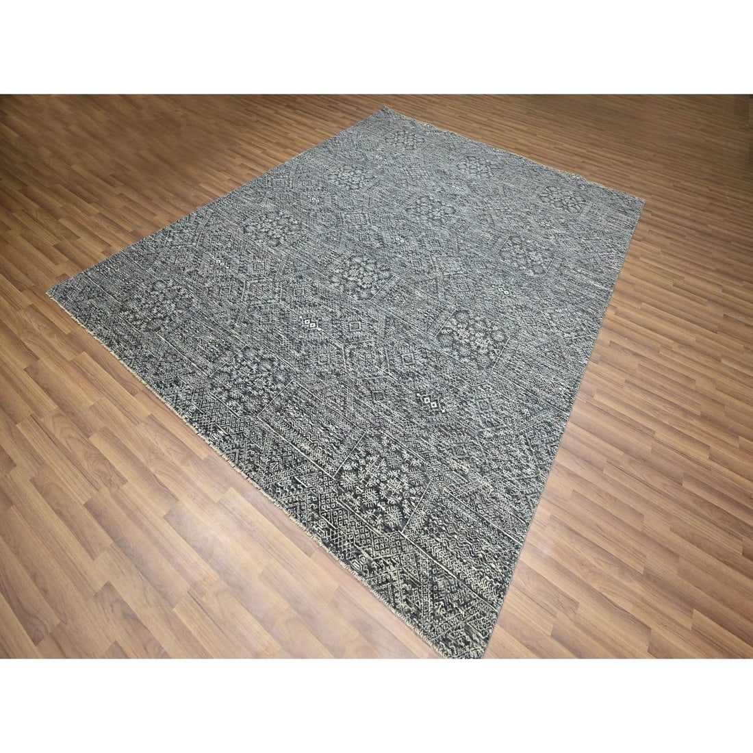 Rug 7'10"x10' Gray Intricate Geometric Design Wool and Silk Hand Knotted - 3