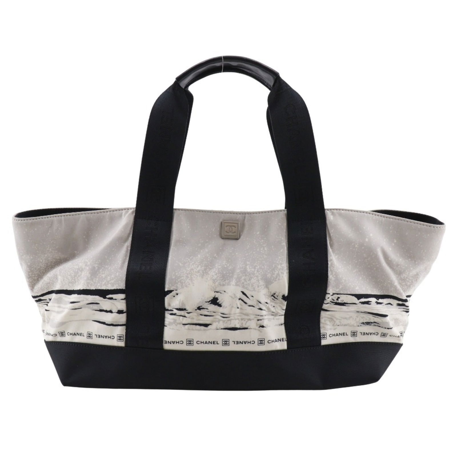 Nylon Chanel Handbag (1 of 20)