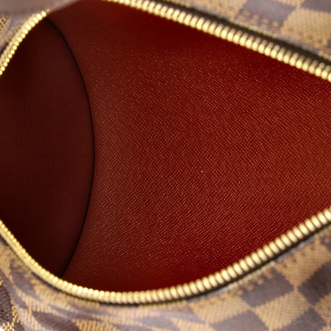 26 Louis Vuitton Papillon Handbag Damier - 5