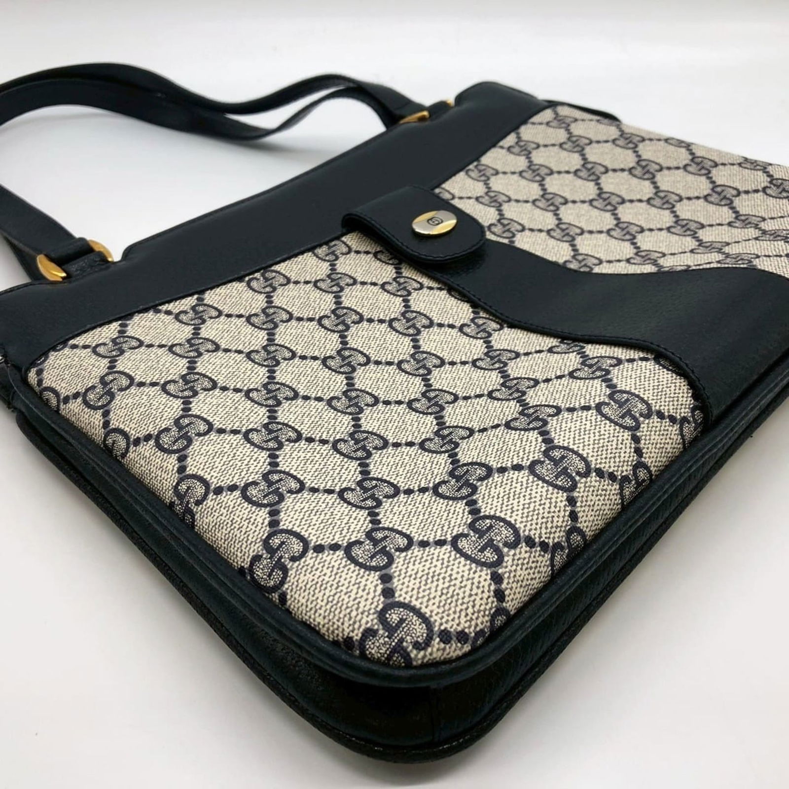 Shoulder Bag Gg Supreme - Gucci Handbag - 5