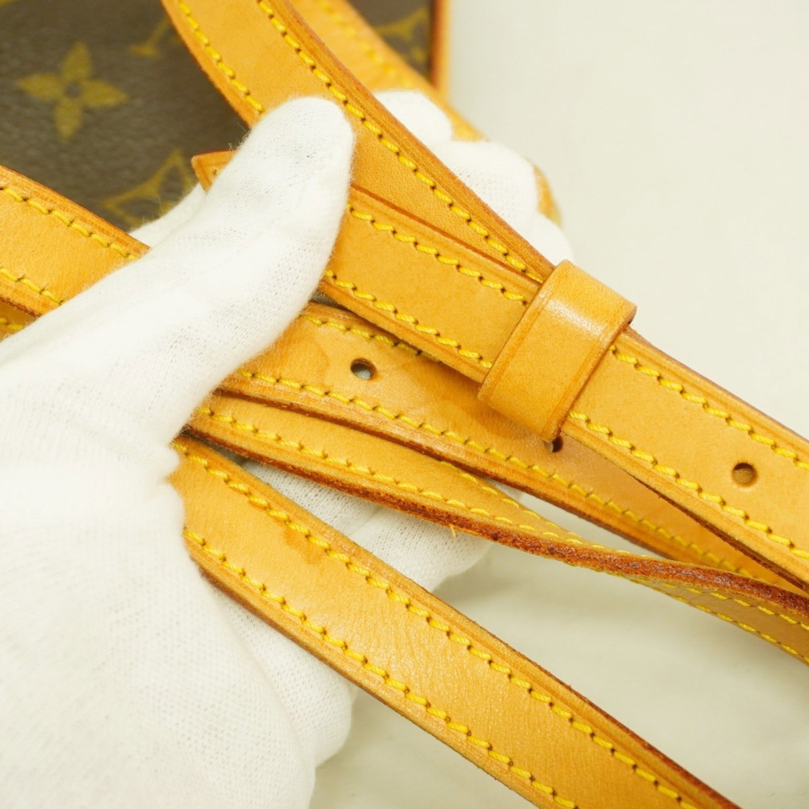 Bag Louis Vuitton Shoulder - 10