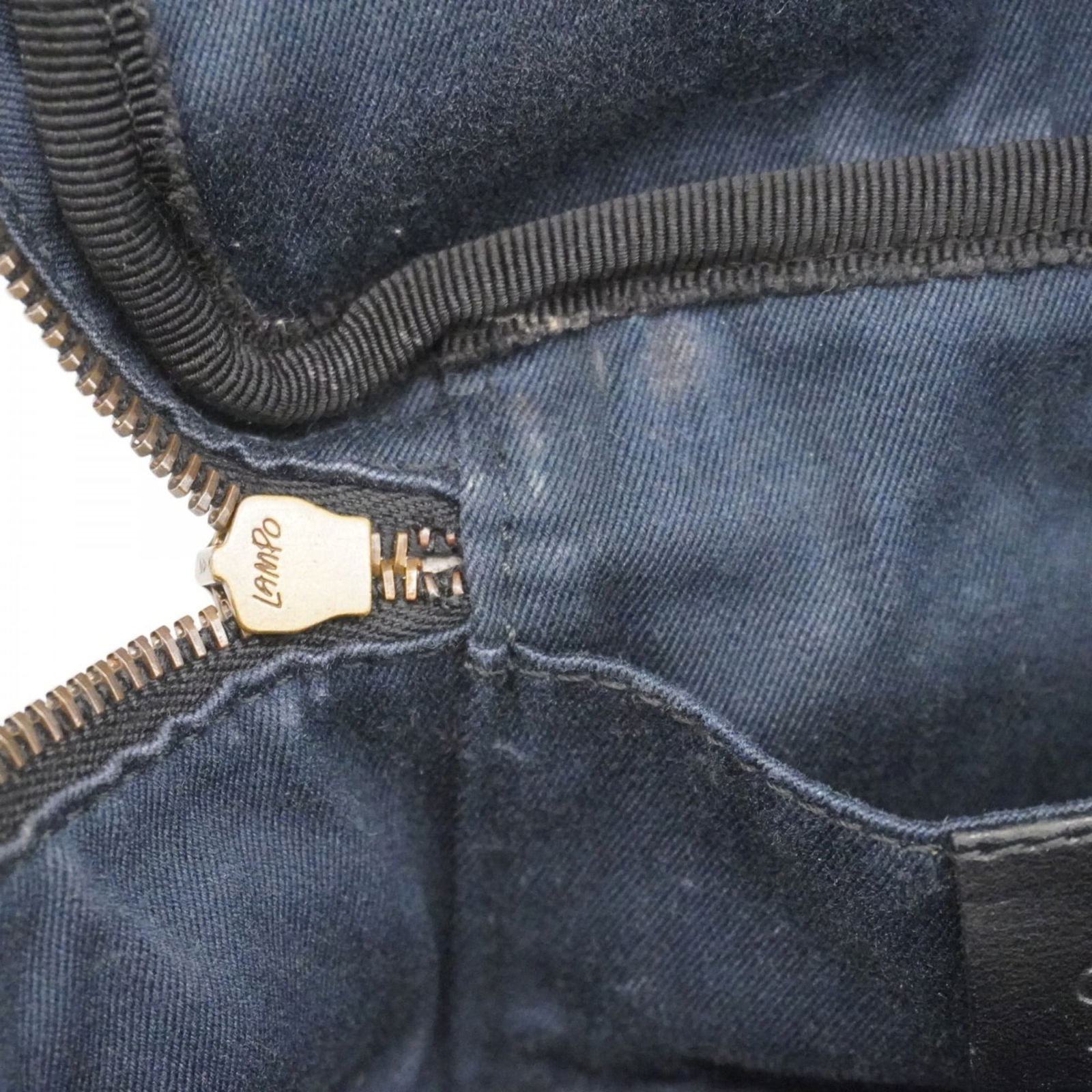 Canvas Gucci Pouch - 8