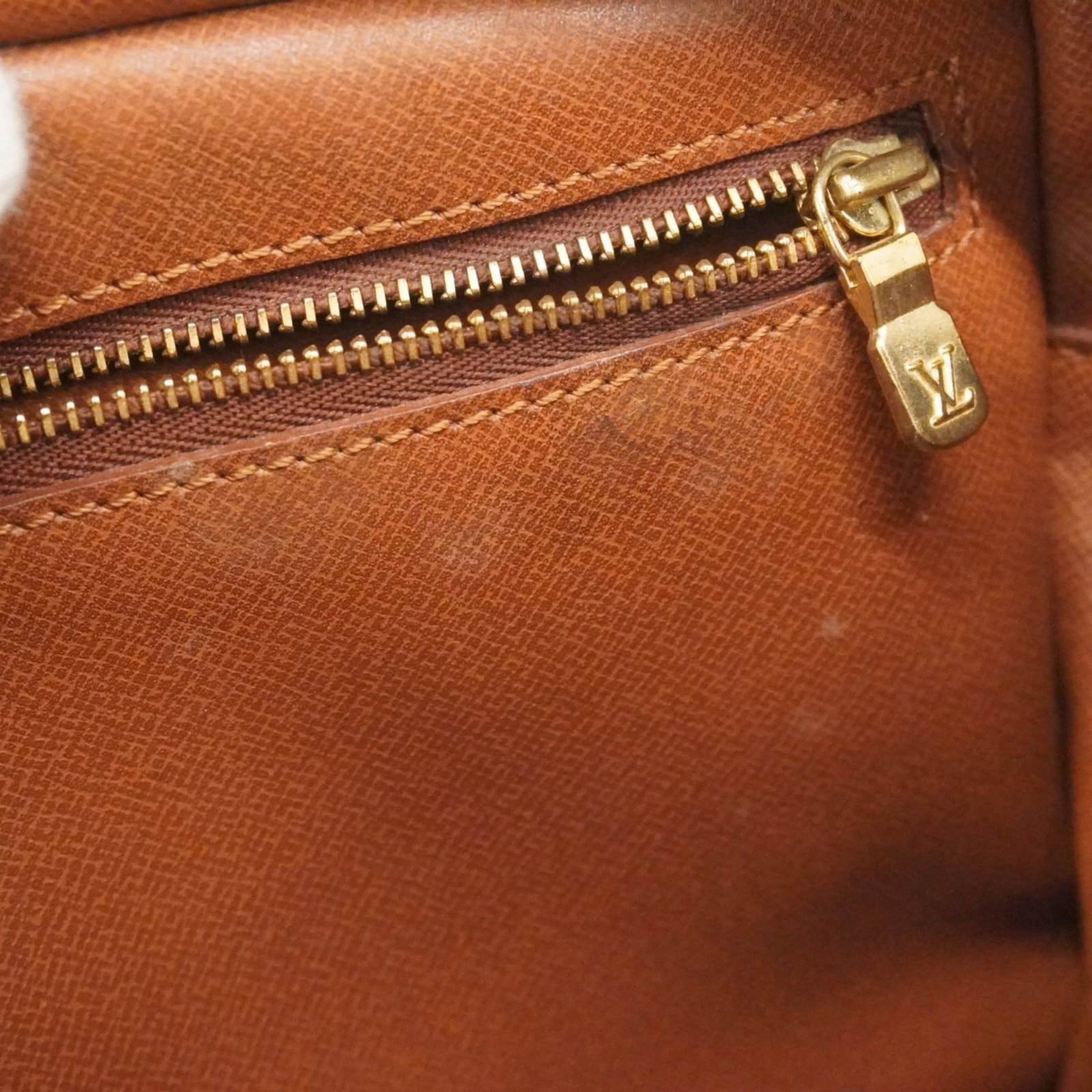 Bag Louis Vuitton Shoulder - 15