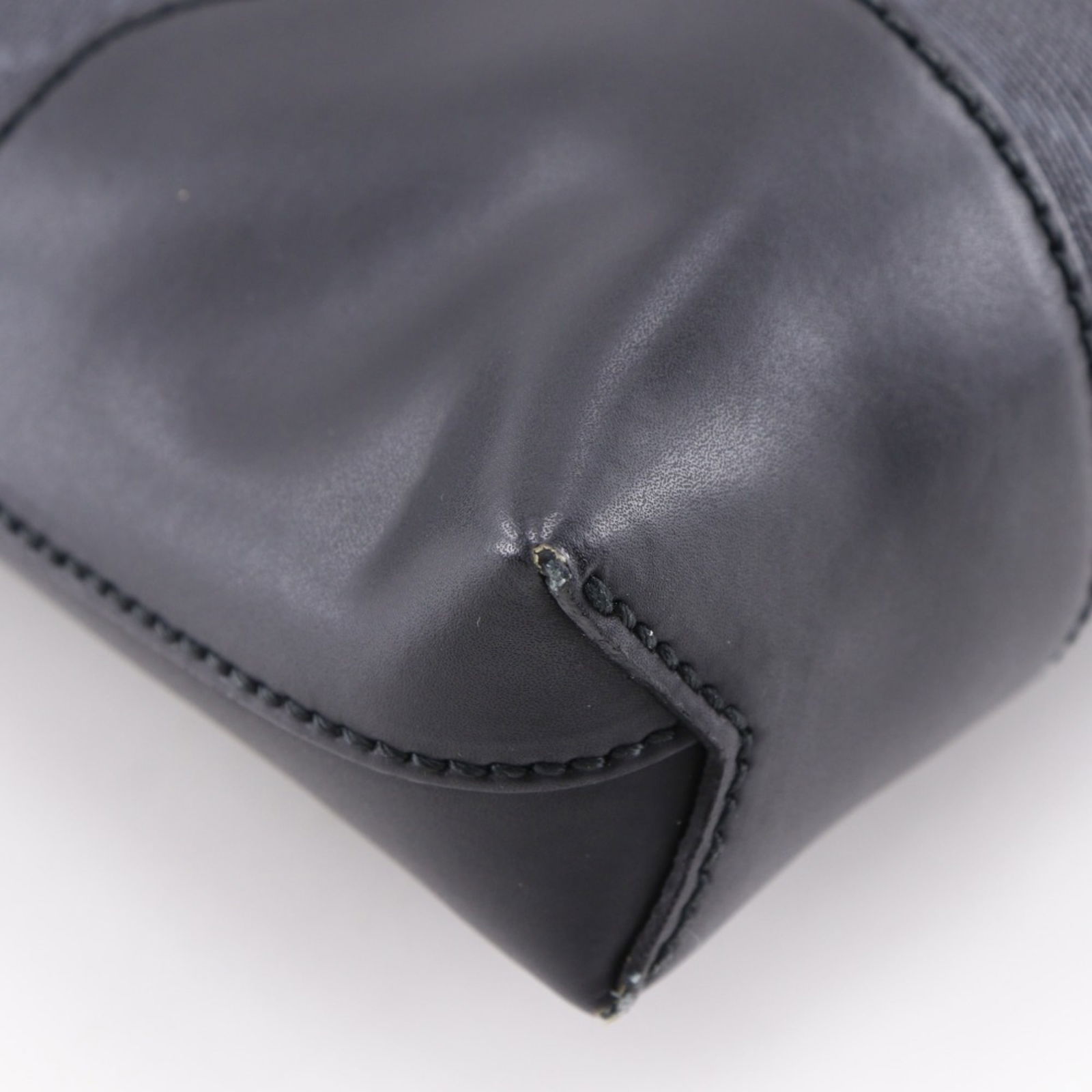 Shoulder Bag Gg Supreme - Gucci Messenger Bag - 4