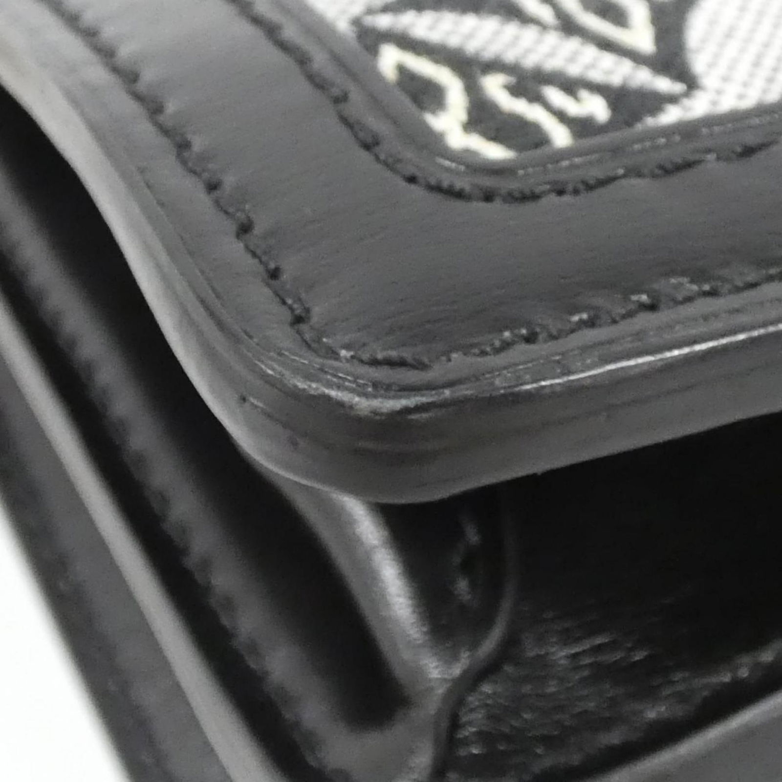 Jacquard Louis Vuitton Shoulder Bag - 3