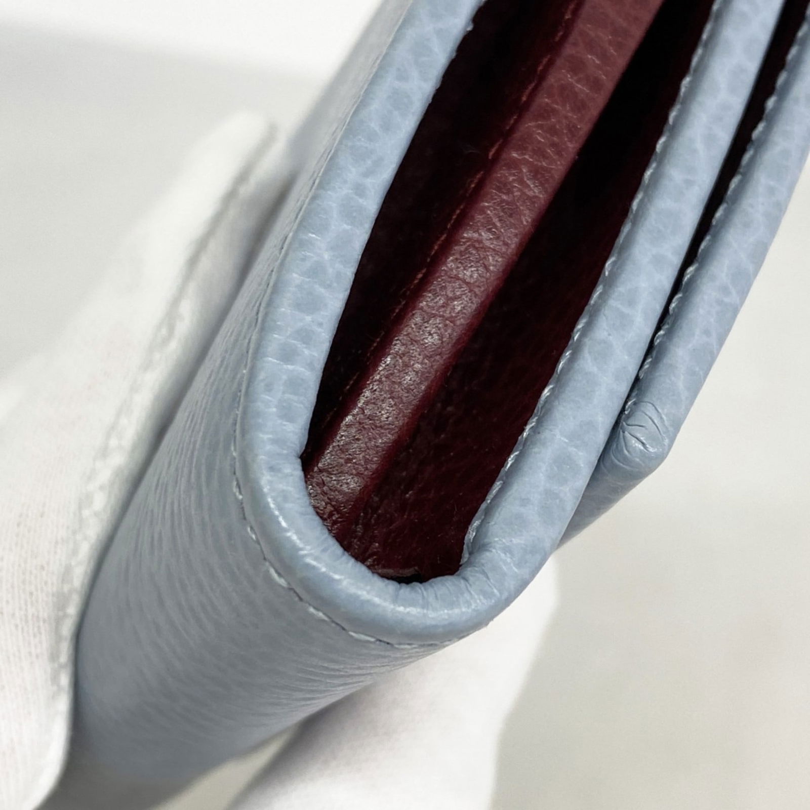 Leather Gucci Wallet (Bi-Fold) - 5