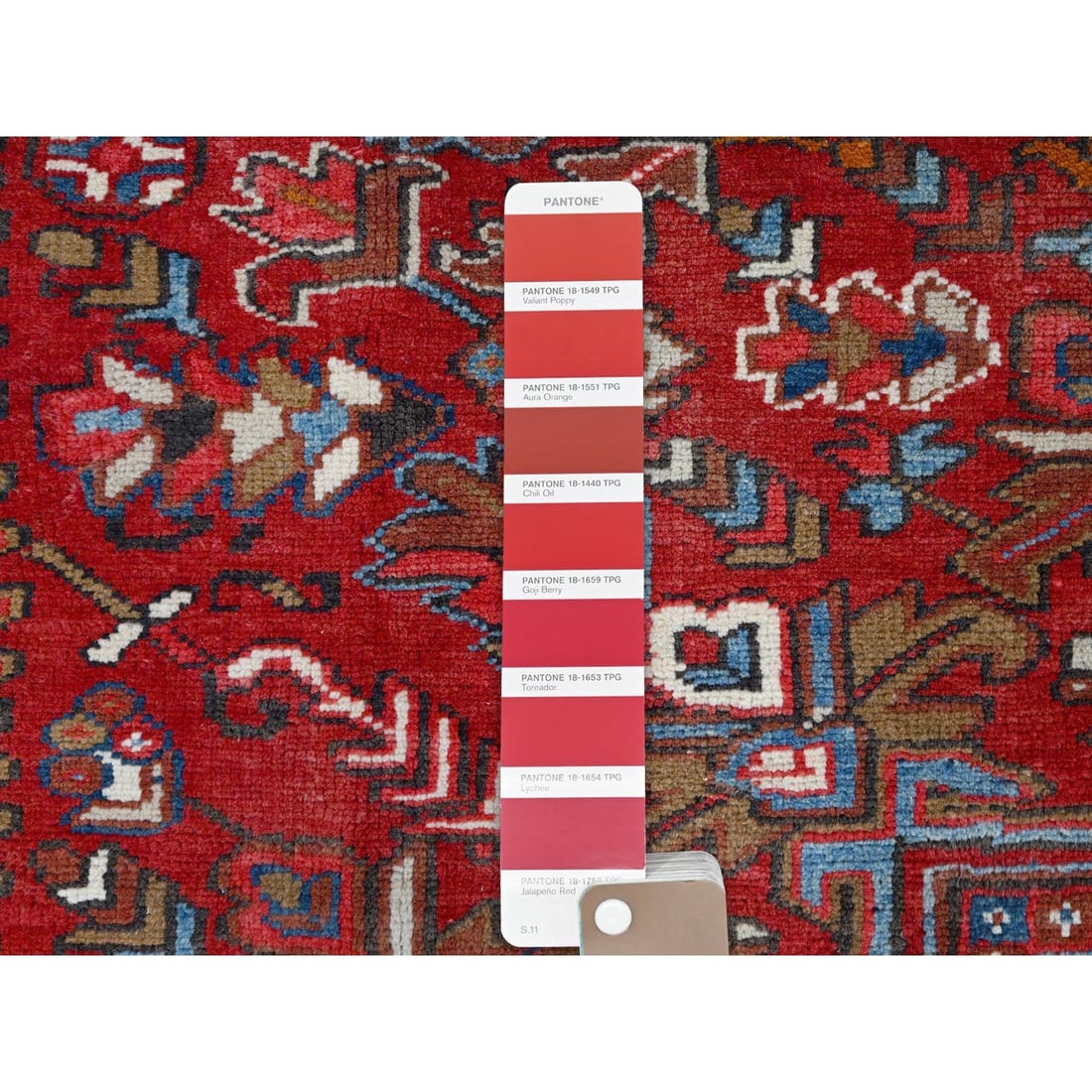 Rug 8'2"x10'10" Red Centre Geometric Medallion Cropped Thin Oriental - 8