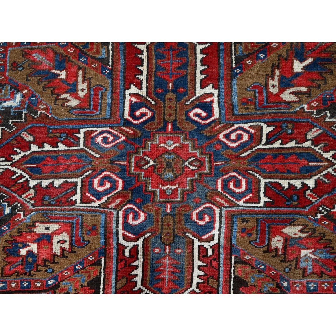 Rug 8'2"x10'10" Red Centre Geometric Medallion Cropped Thin Oriental - 9