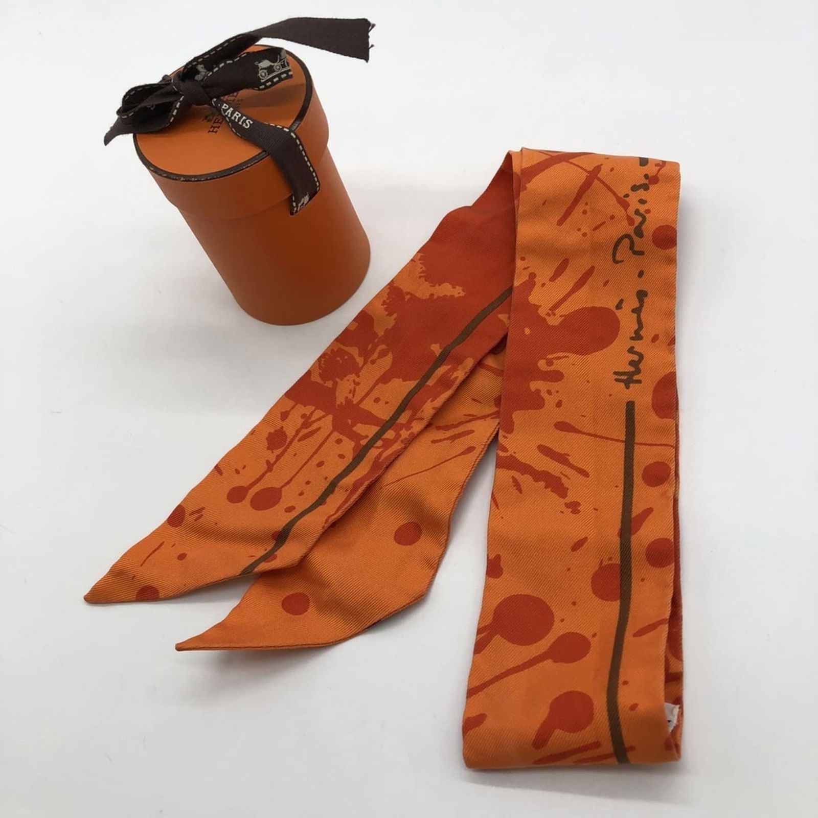 Silk Hermes Scarf: Silk Hermes Scarf This listing features Silk Hermes Scarf. Item specifics are provided below. Item Specifics: Brand: Hermes Type: Scarf Gender: Women Color: Orange Material: Silk Size (Lxw): 85cm x 5c