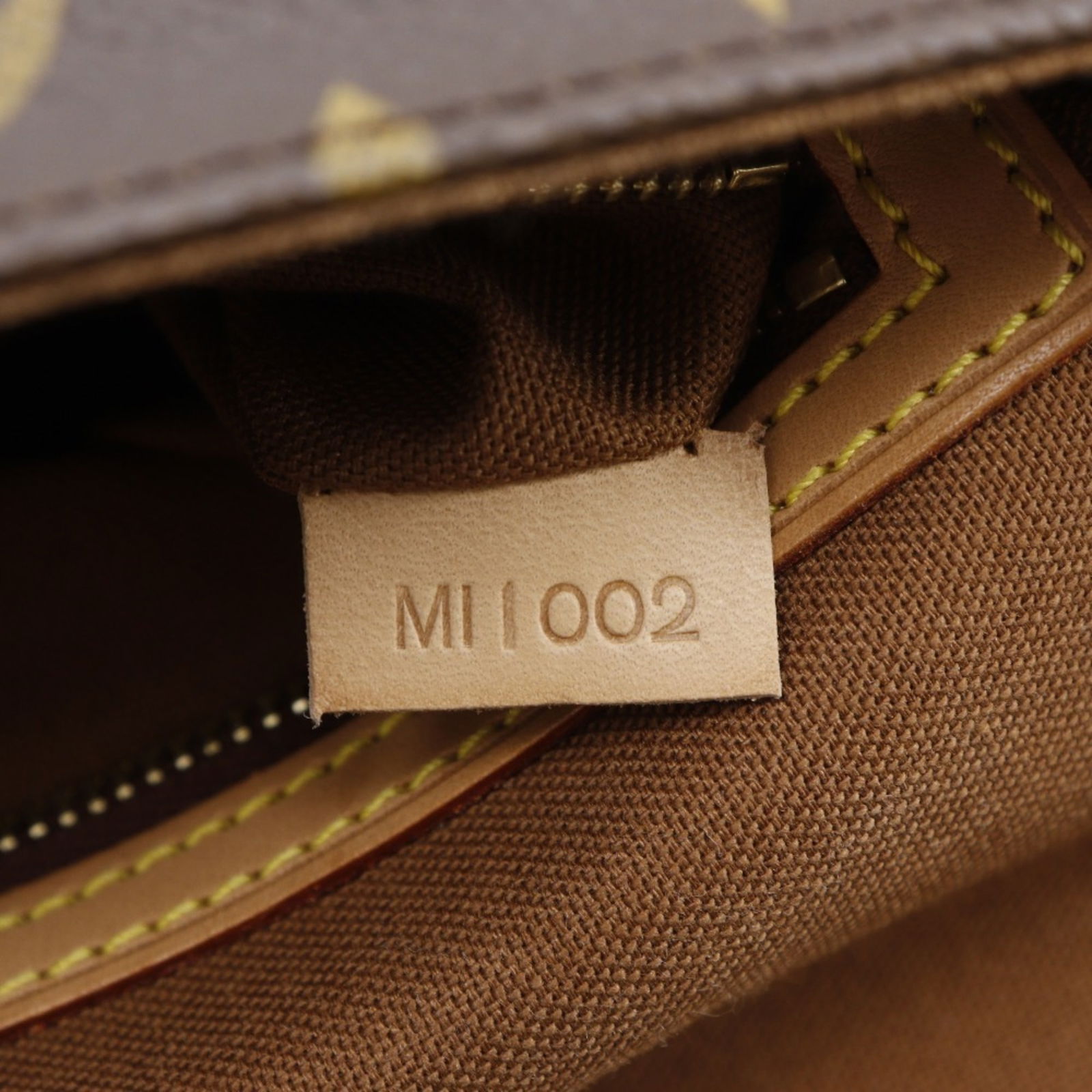 Canvas - Louis Vuitton Shoulder Bag Monogram - 15