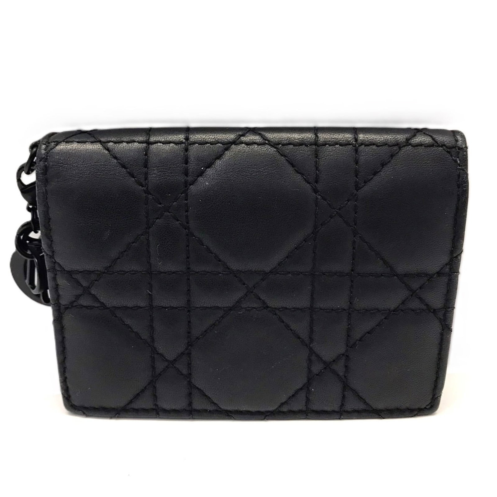 Leather Christian Dior Card Case: Leather Christian Dior Card Case This listing features Leather Christian Dior Card Case. Item specifics are provided below. Item Specifics: Brand: Christian Dior Type: Card Case Gender: Women,Men