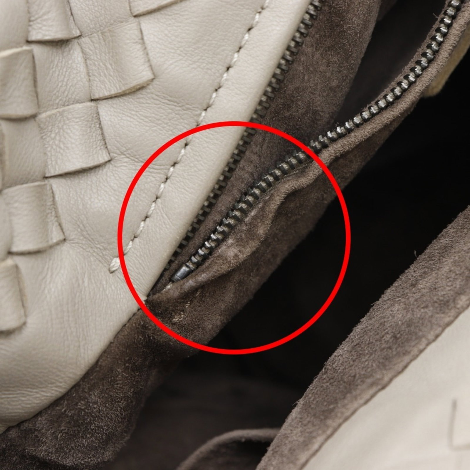 Intrecciato Bottega Veneta Shoulder Bag - 12