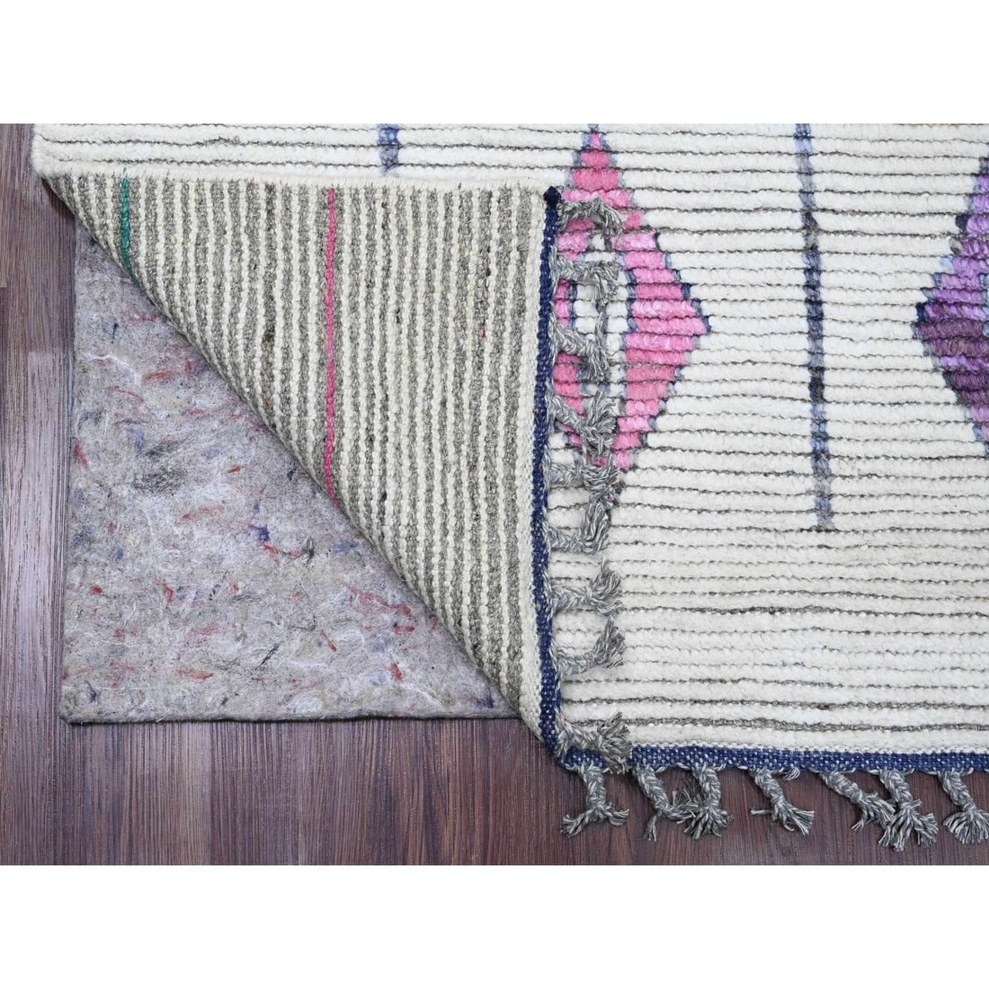 Rug 5'5"x8'6" White Moroccan Weave Geometric Design Hand Knotted All Wool - 2