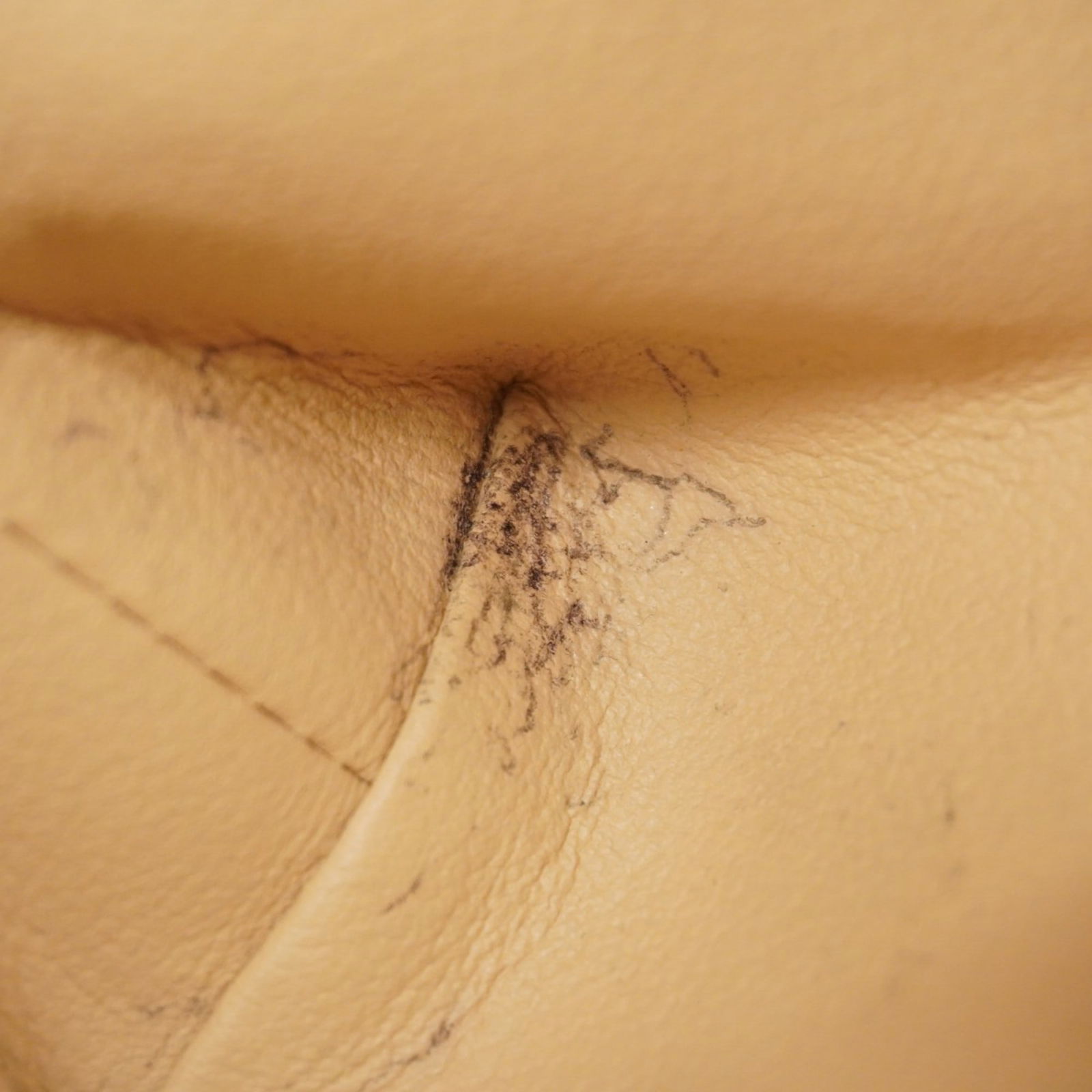 Pouch Louis Vuitton - 9